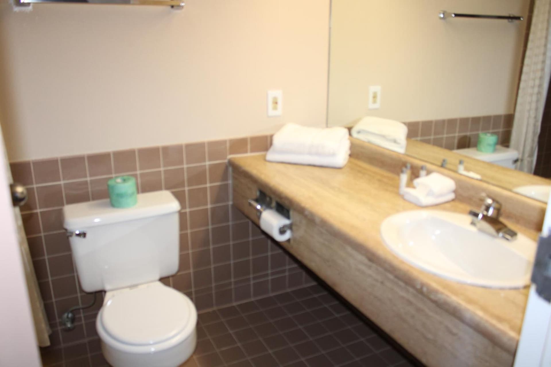 APM Inn and Suites gallery photo in Hagerstown, MD — image 8