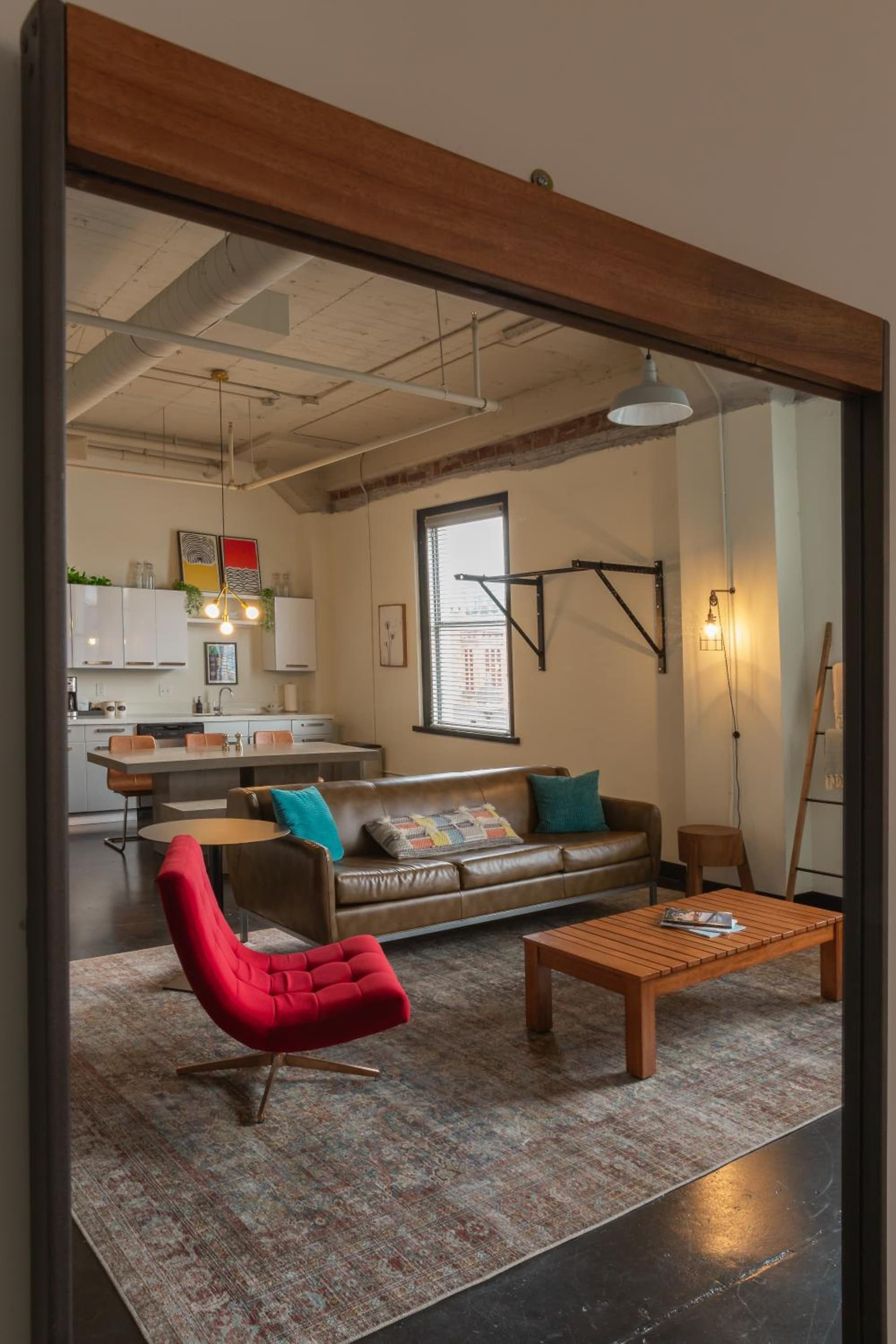 Hotel Clemons gallery photo in Chattanooga, TN — image 4