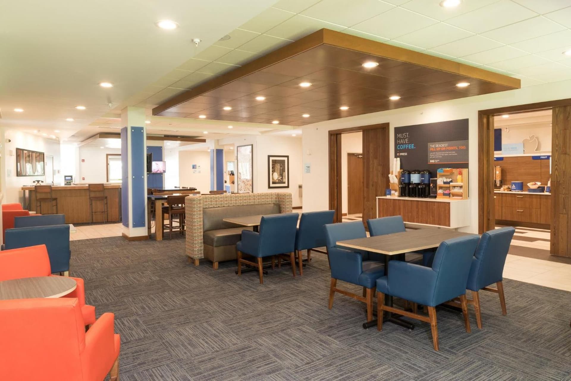 Holiday Inn Express & Suites - Michigan City by IHG gallery photo in Michigan City, IN — image 22