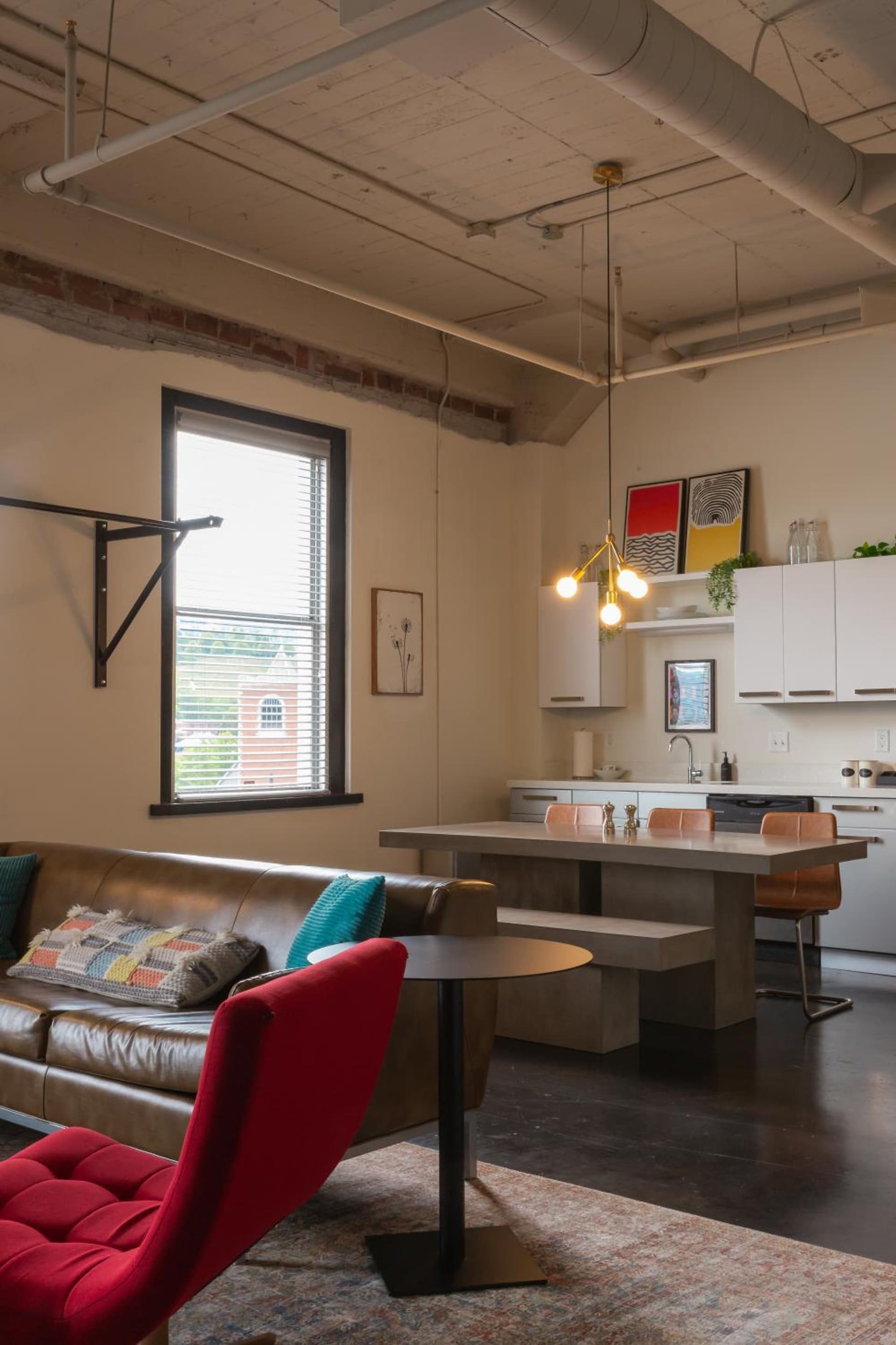Hotel Clemons gallery photo in Chattanooga, TN — image 55
