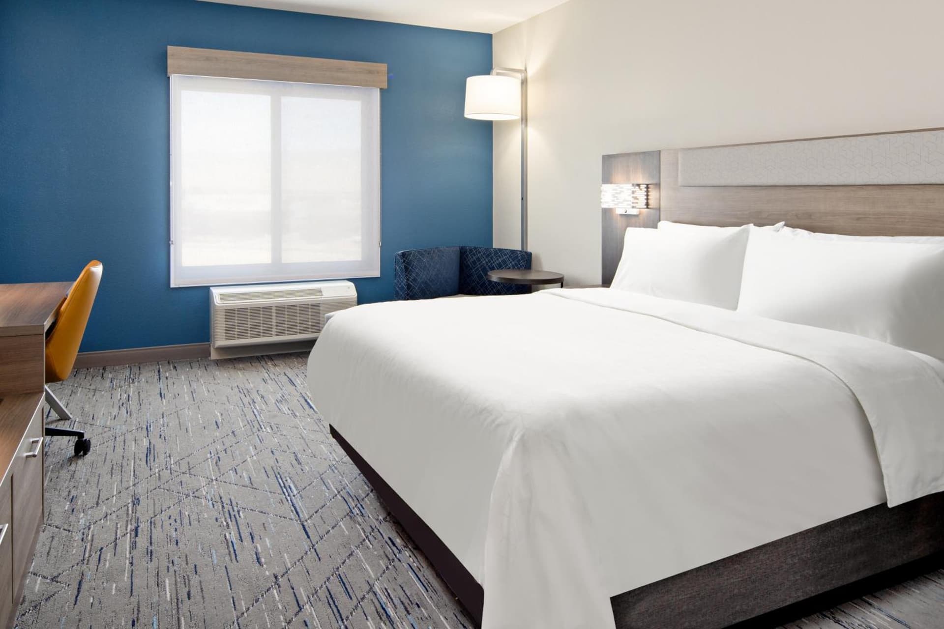 Holiday Inn Express & Suites Palm Desert - Millennium by IHG interior in Palm Desert, CA — gallery photo 2