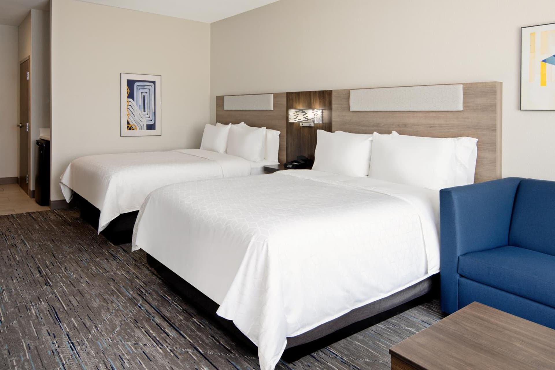Holiday Inn Express & Suites Palm Desert - Millennium by IHG gallery photo in Palm Desert, CA — image 4