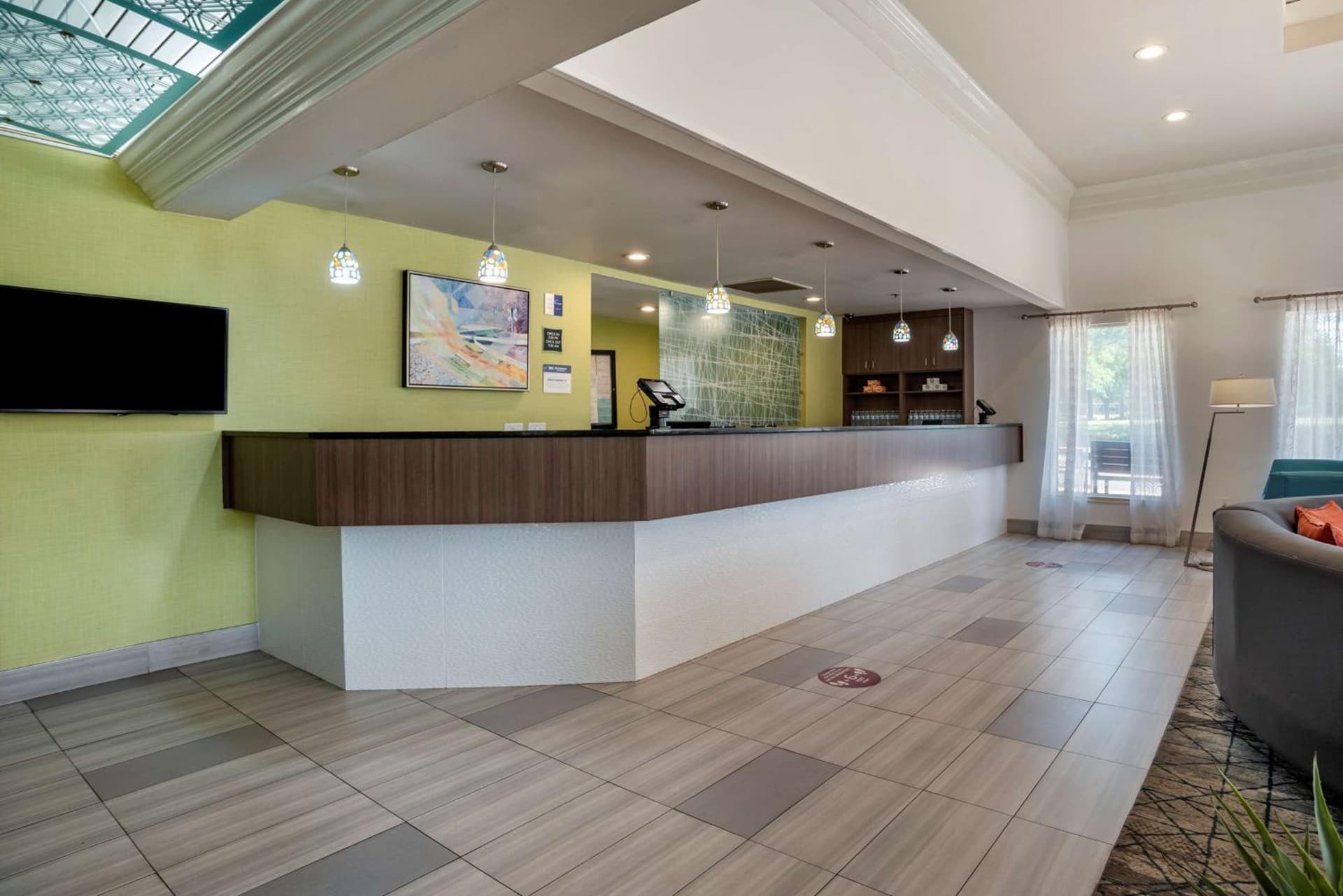Best Western Carlton Suites gallery photo in Birmingham, AL — image 8