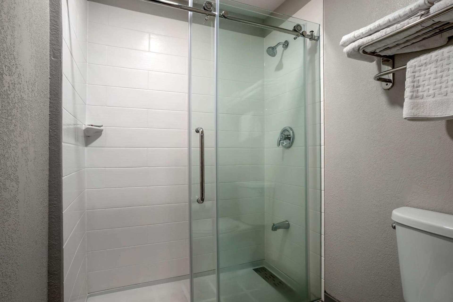 Best Western Carlton Suites gallery photo in Birmingham, AL — image 6