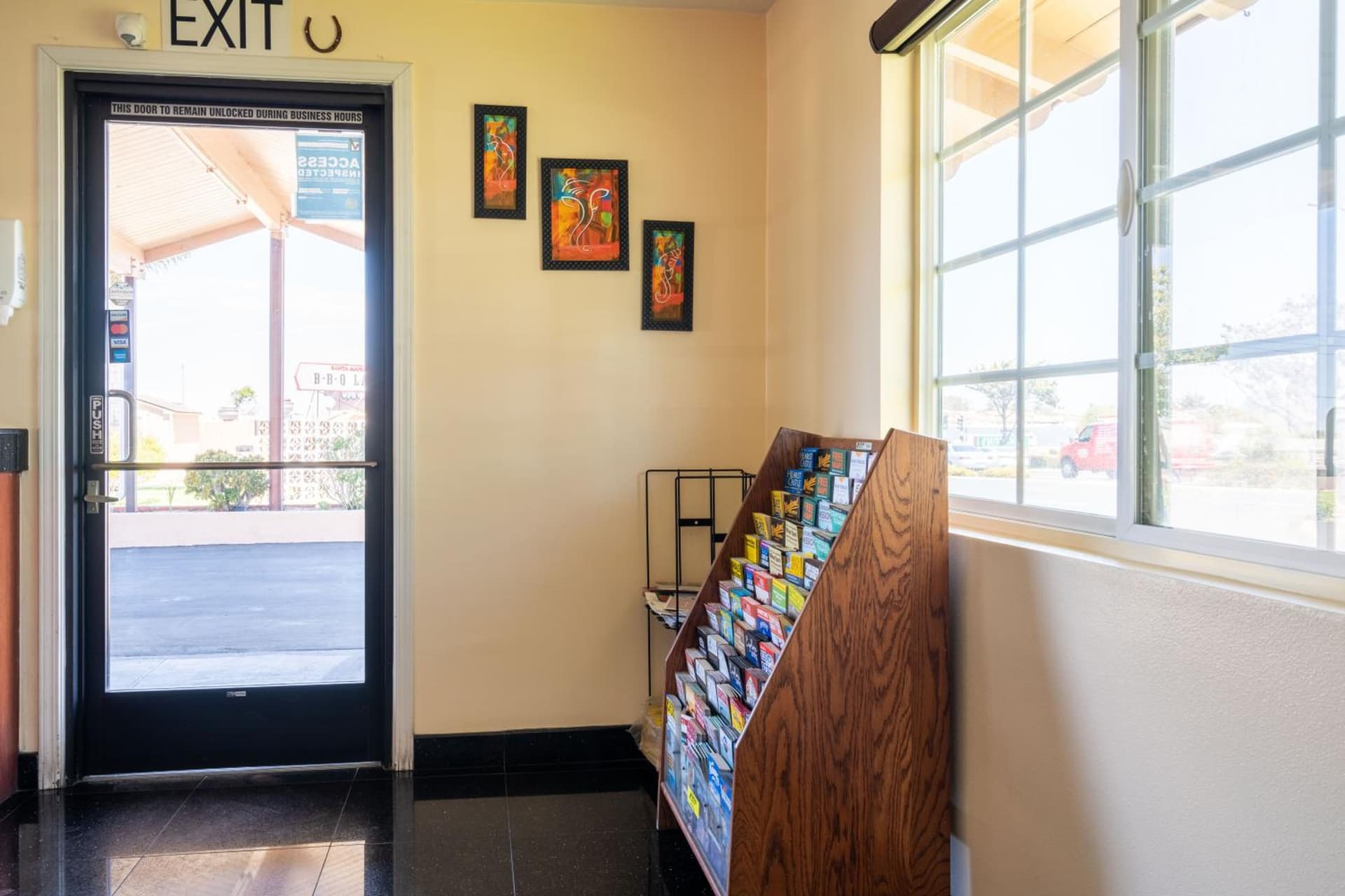 Solaire Inn & Suites gallery photo in Santa Maria, CA — image 29