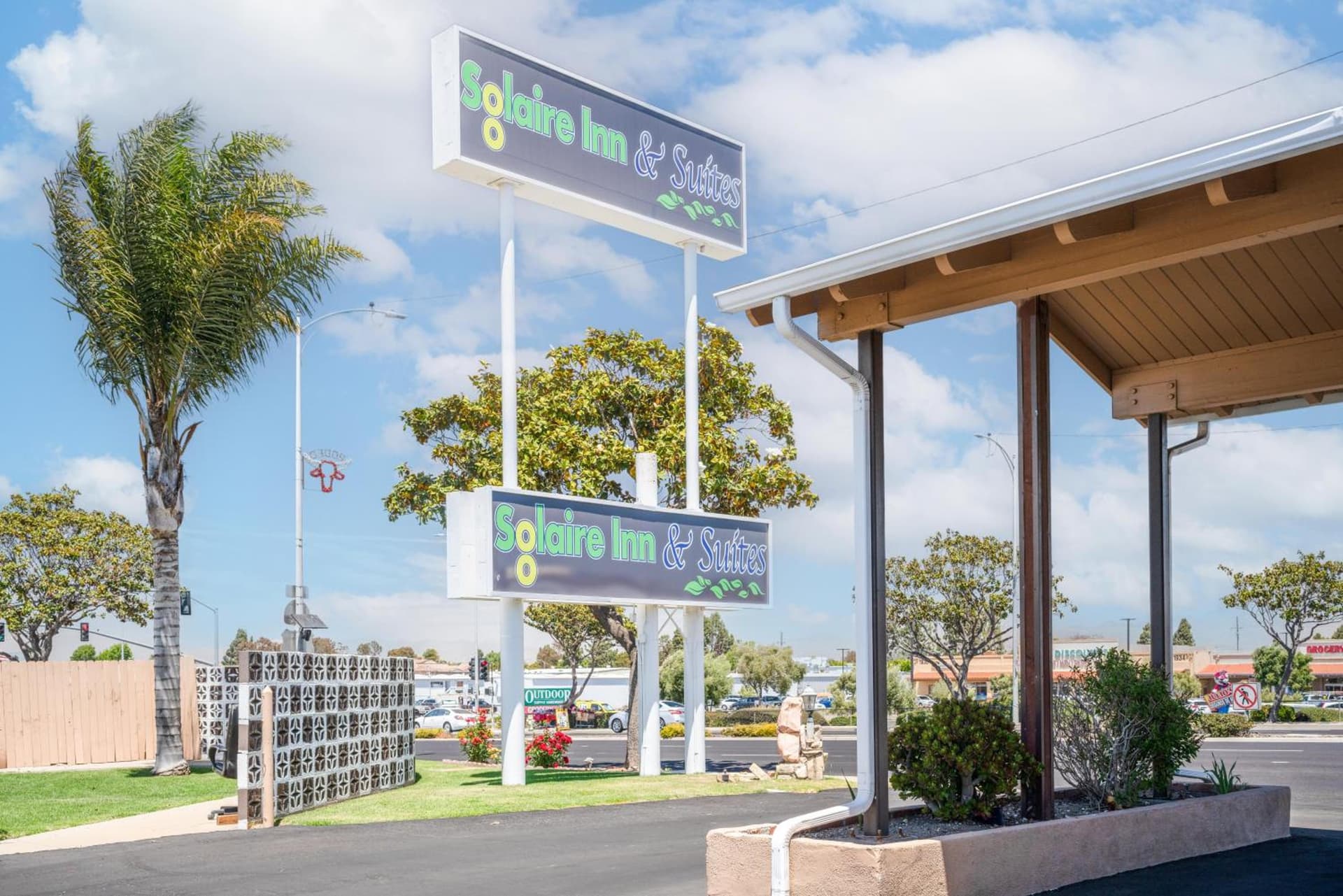 Solaire Inn & Suites — hotel in Santa Maria, California