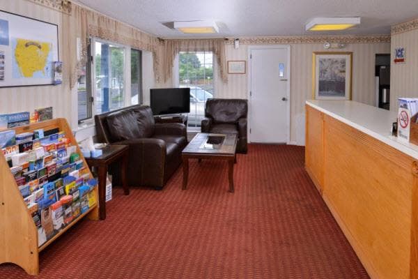 Best Stay Inn -Manchester property views in Manchester — gallery photo 3