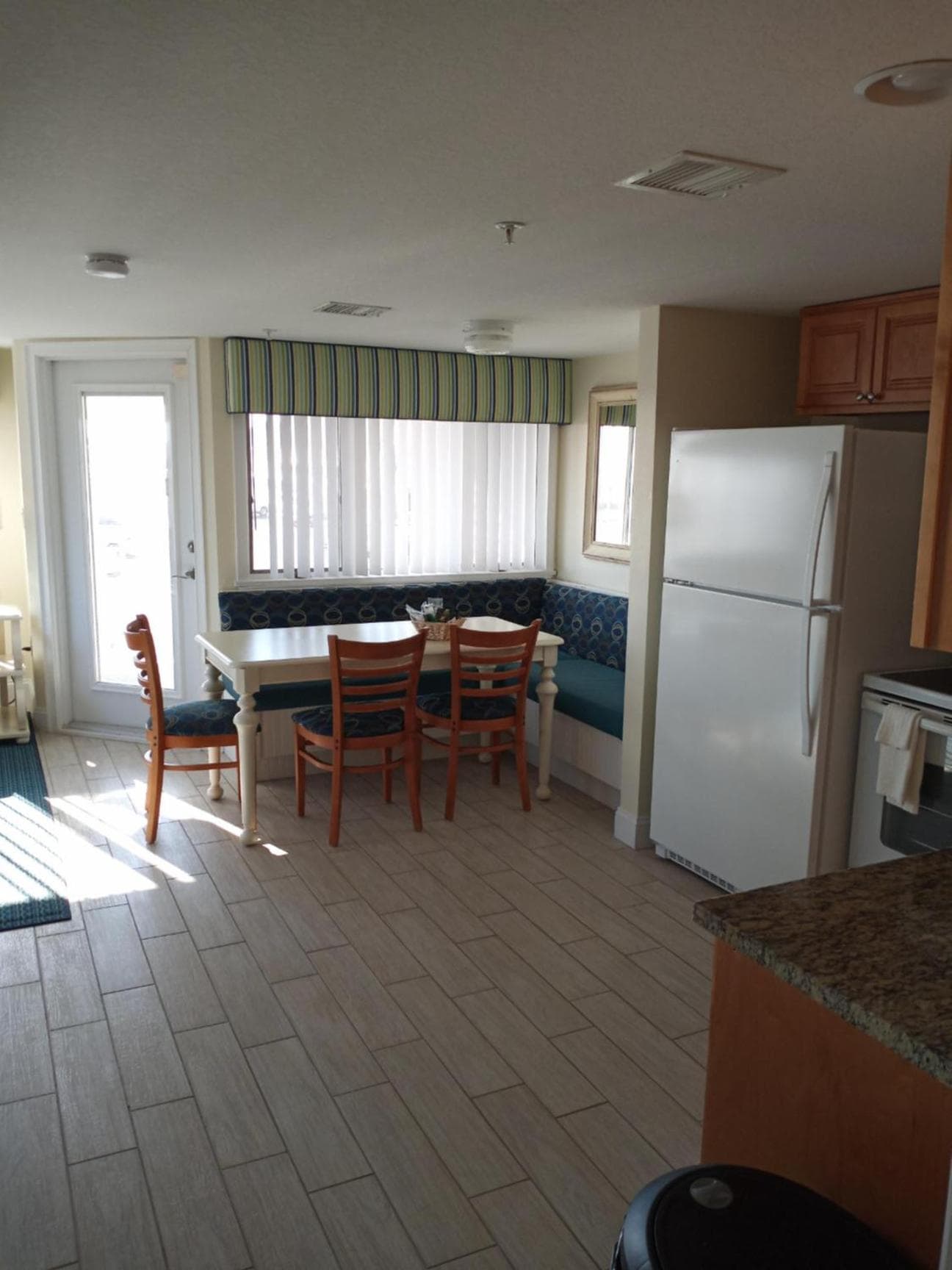 Ocean Club on Smuggler's Beach gallery photo in South Yarmouth, MA — image 61