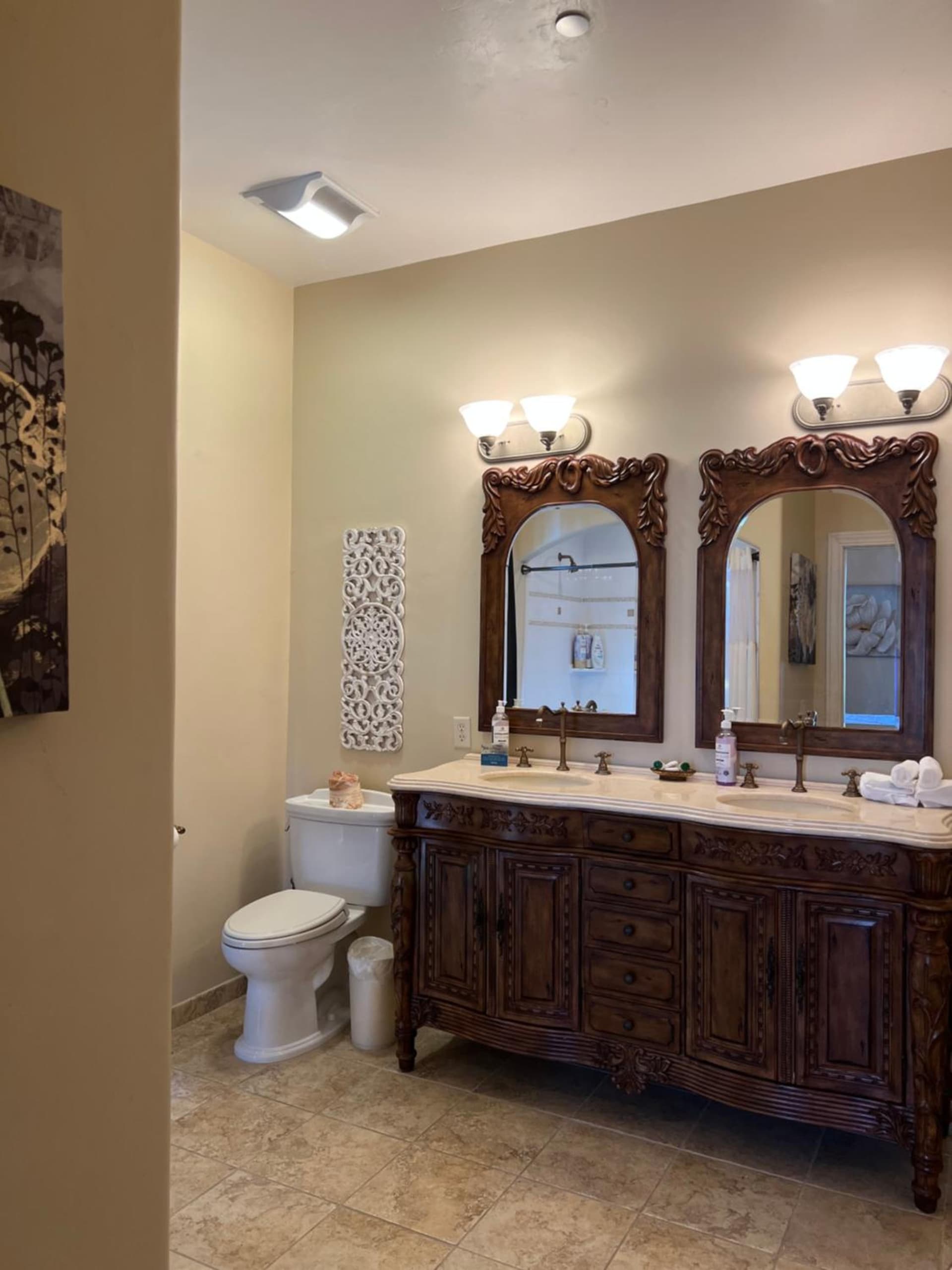 Chateau Coralini gallery photo in Salinas, CA — image 102