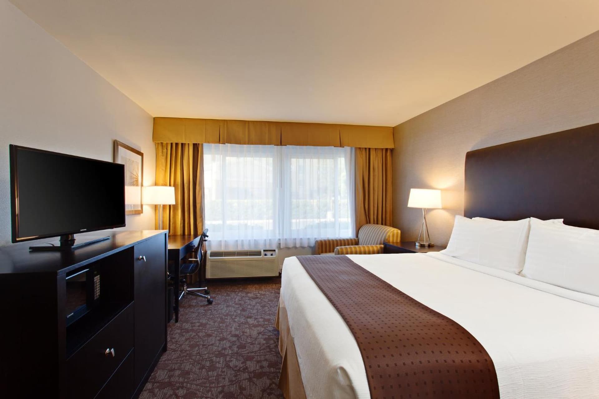 Holiday Inn West Covina, an IHG Hotel gallery photo in West Covina, CA — image 14