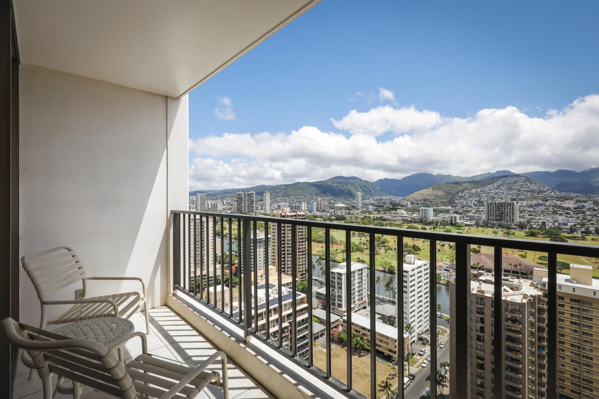 Aston at the Waikiki Banyan property views in Honolulu, HI — gallery photo 3