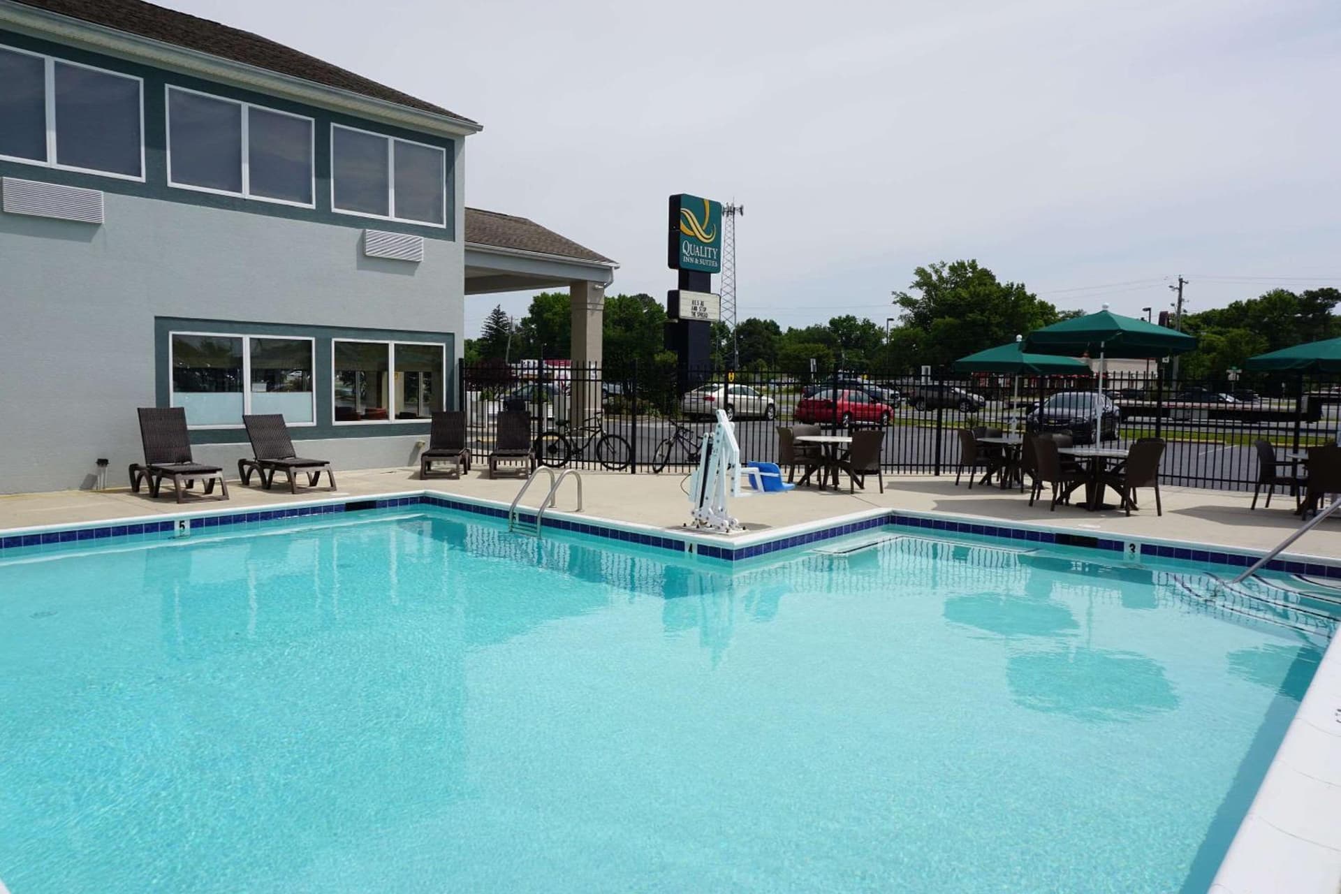 Quality Inn & Suites Georgetown - Seaford property views in Georgetown, DE — gallery photo 3