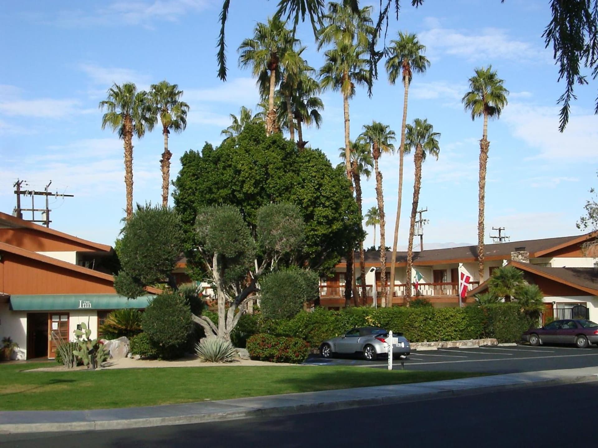 The Inn at Deep Canyon interior in Palm Desert, CA — gallery photo 2