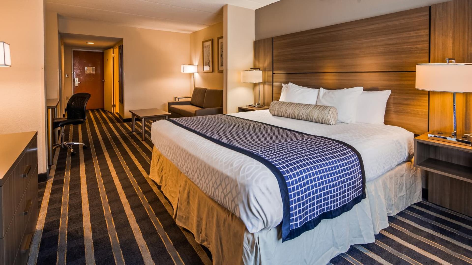 Four Points by Sheraton College Park Atlanta Airport interior in Atlanta, GA — gallery photo 2