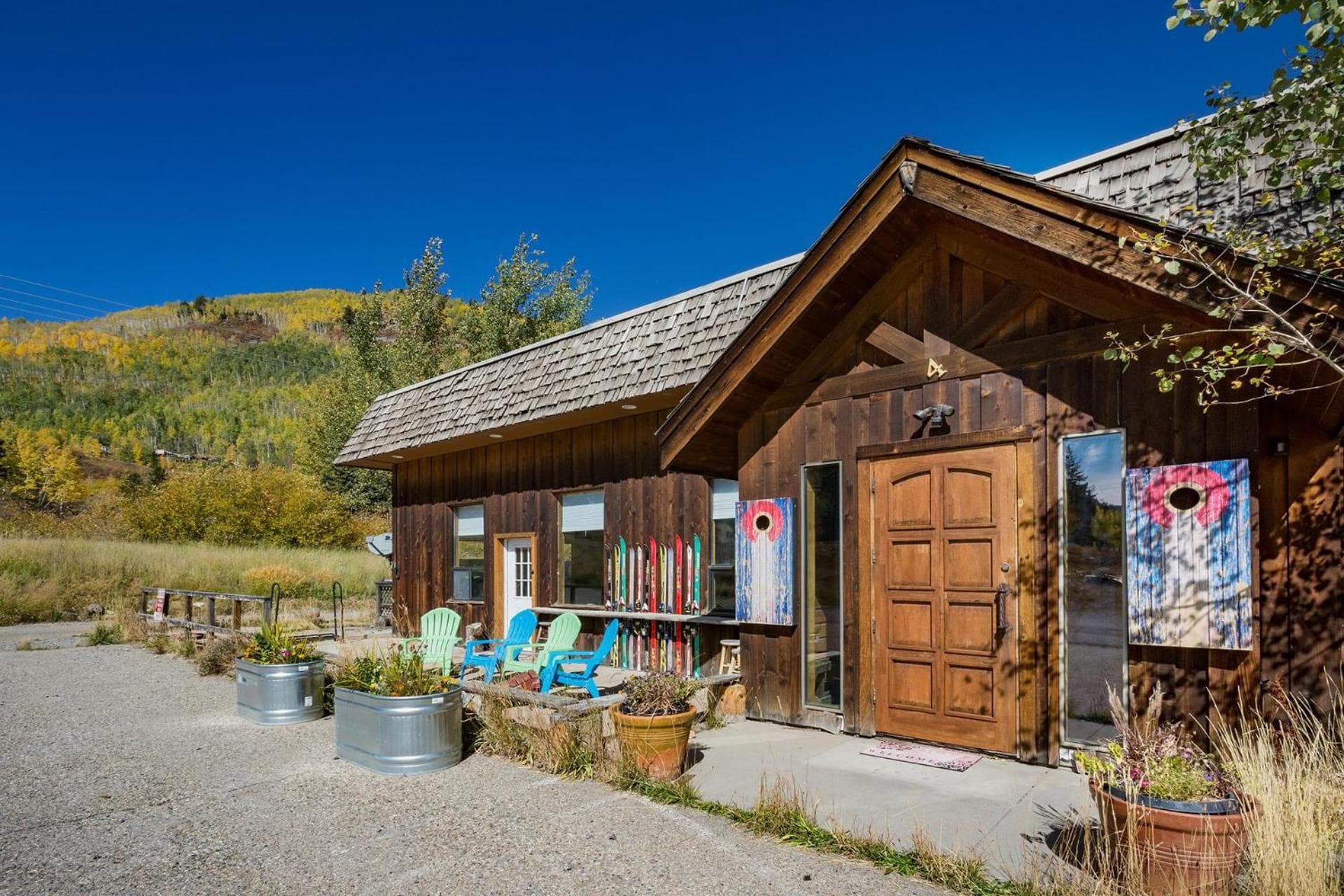 49617 HWY 550 Inn 3 Bed Listing featured exterior or lobby in Durango Mountain Resort — similar hotel