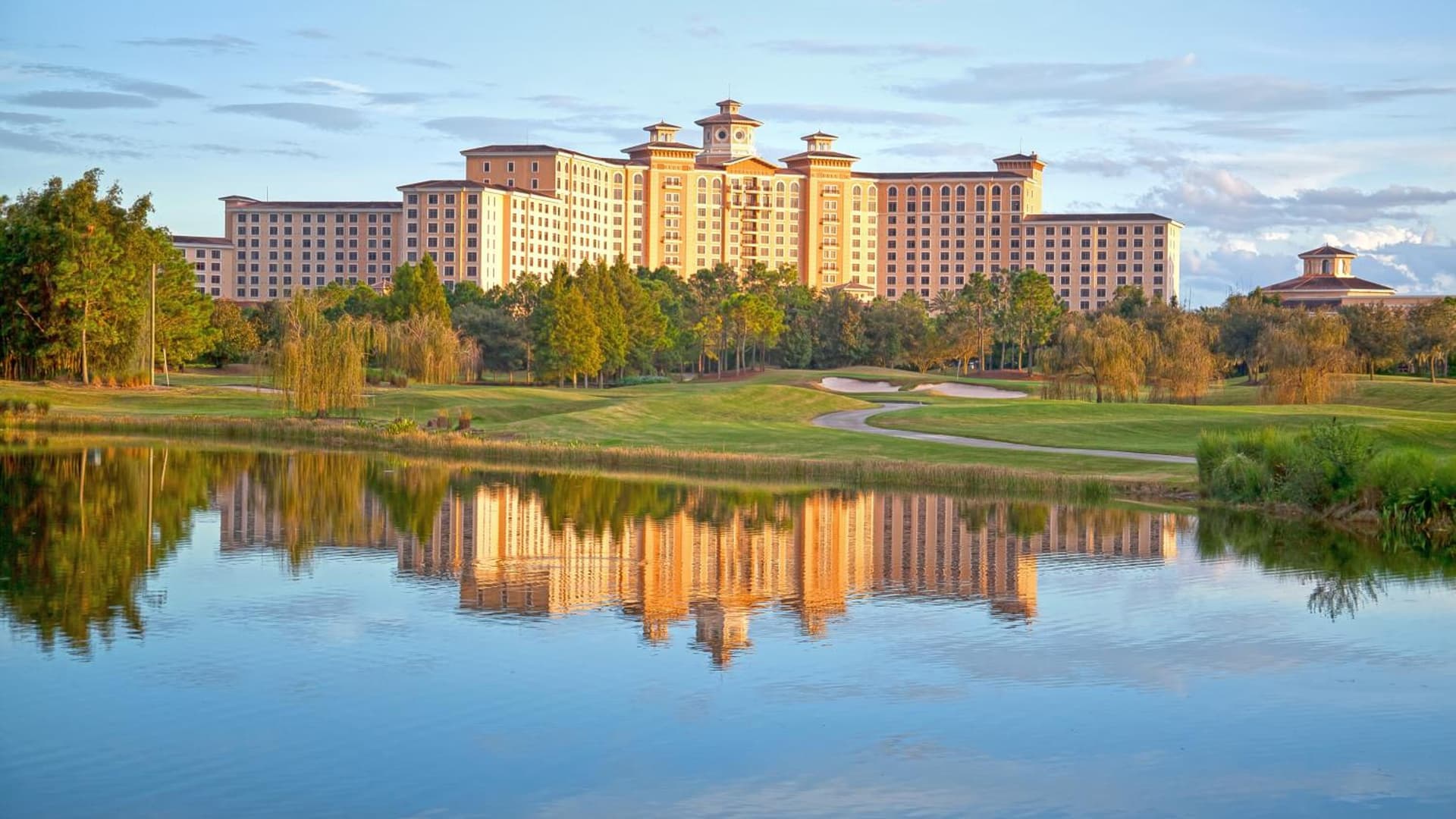 Rosen Shingle Creek Universal Blvd interior in Orlando, FL — gallery photo 2