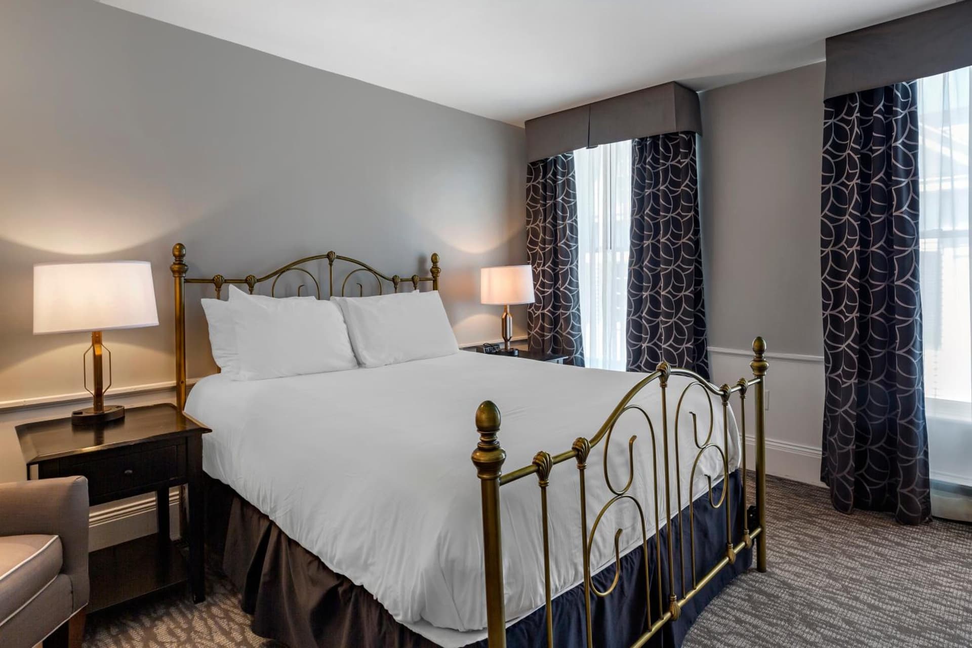 Essex Street Inn & Suites, an Ascend Collection Hotel gallery photo in Newburyport, MA — image 15