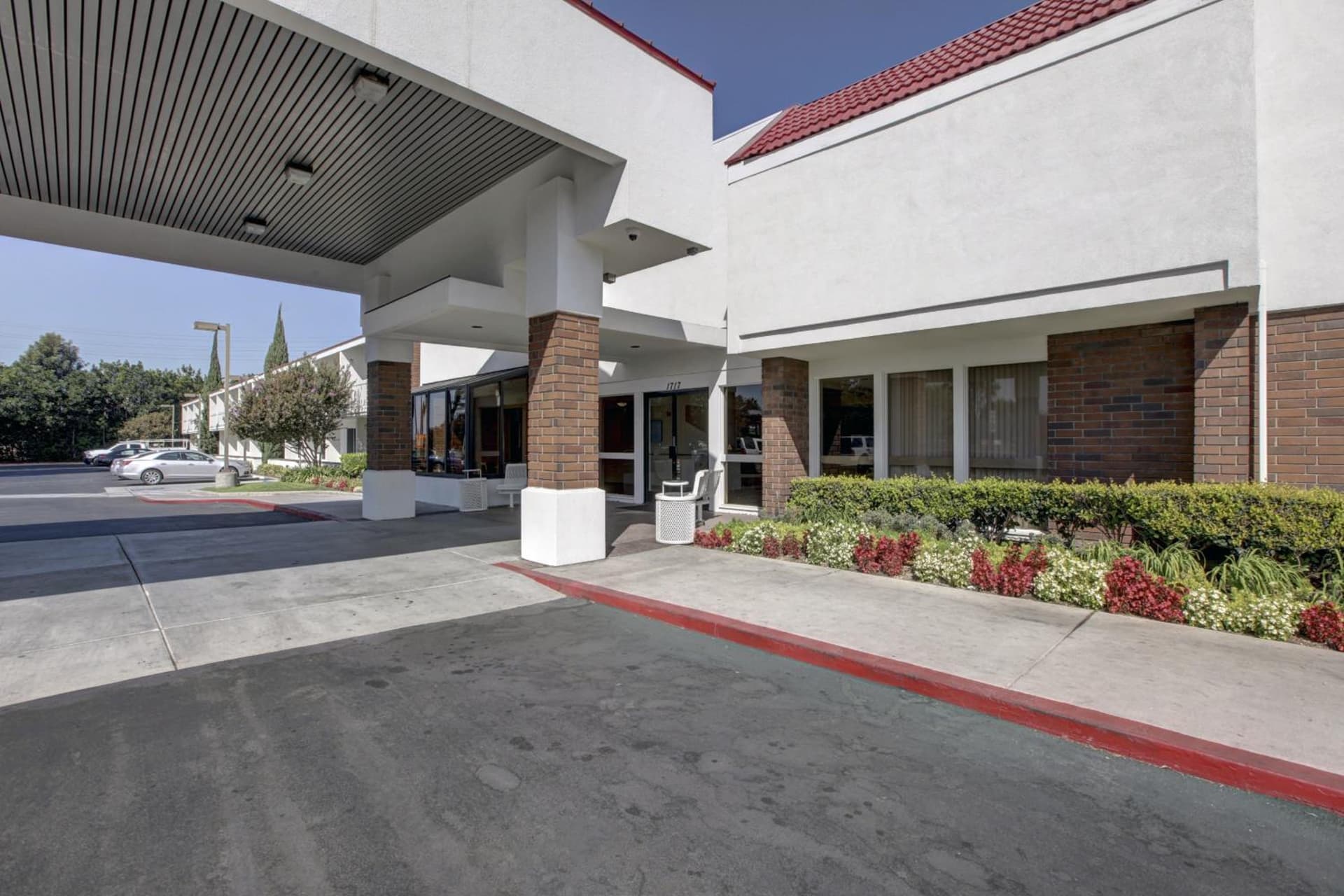 Motel 6-Santa Ana, CA - Irvine - Orange County Airport gallery photo in Santa Ana, CA — image 5
