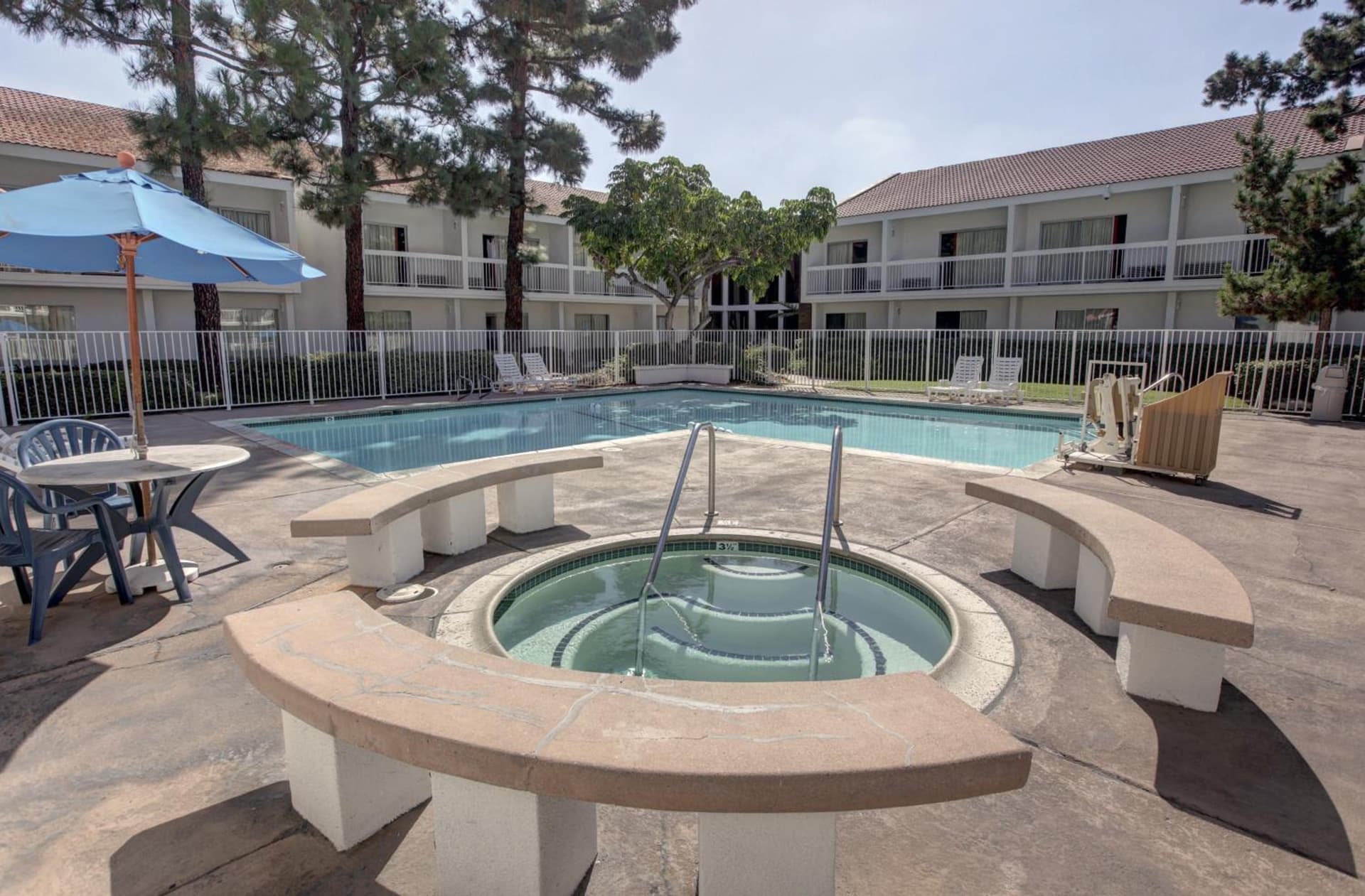 Motel 6-Santa Ana, CA - Irvine - Orange County Airport gallery photo in Santa Ana, CA — image 16