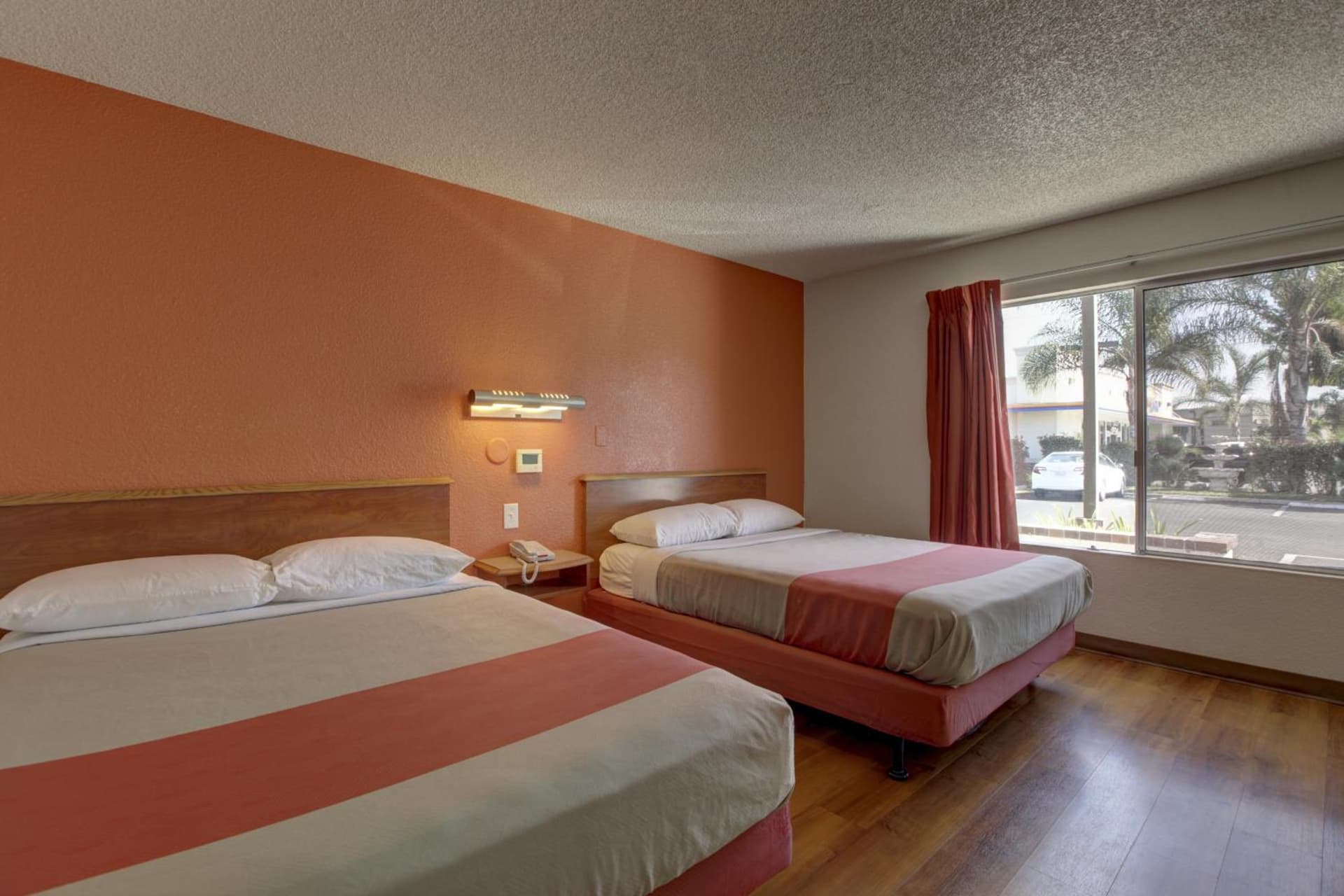 Motel 6-Santa Ana, CA - Irvine - Orange County Airport gallery photo in Santa Ana, CA — image 40