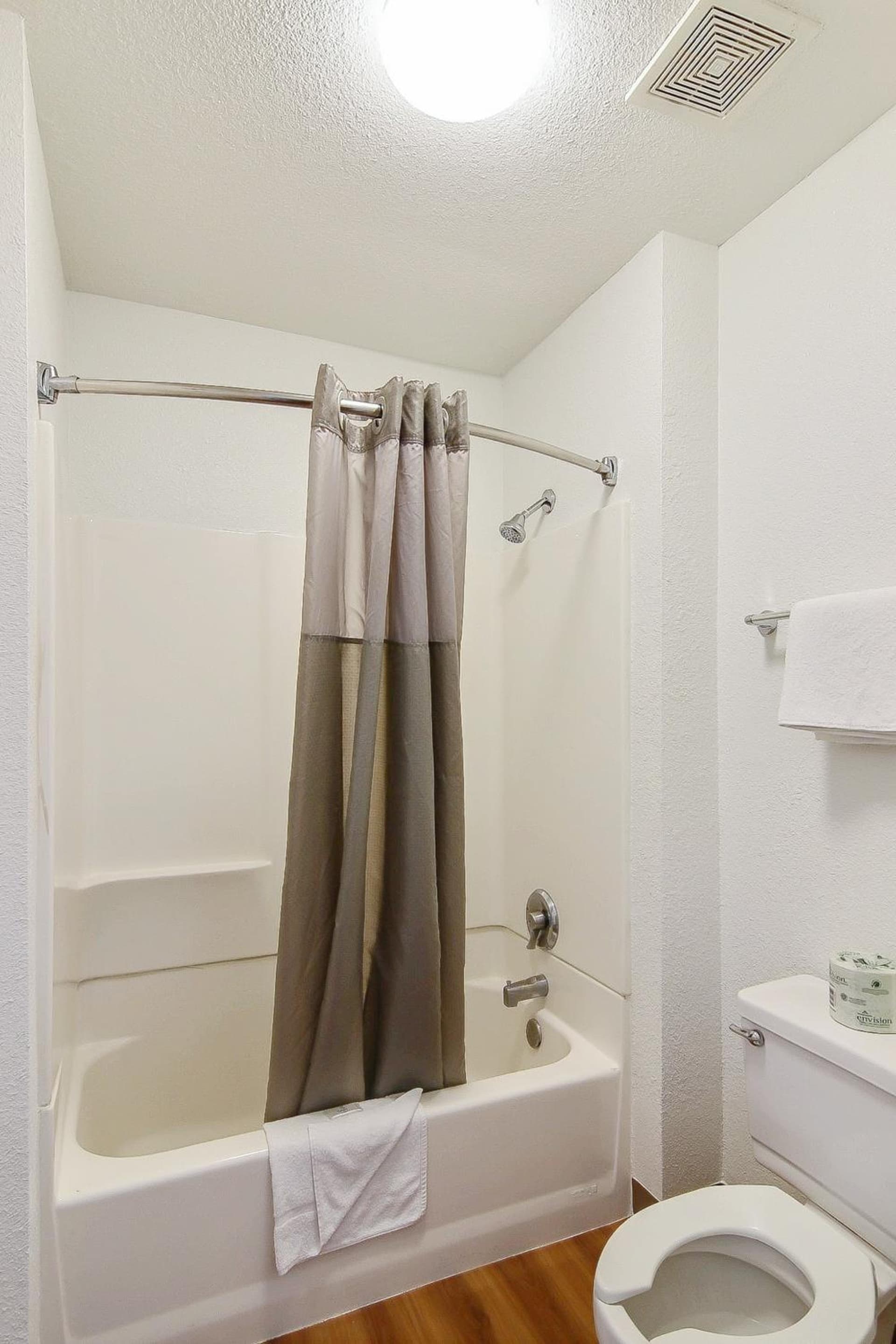 Motel 6-Ventura, CA - South gallery photo in Ventura, CA — image 36