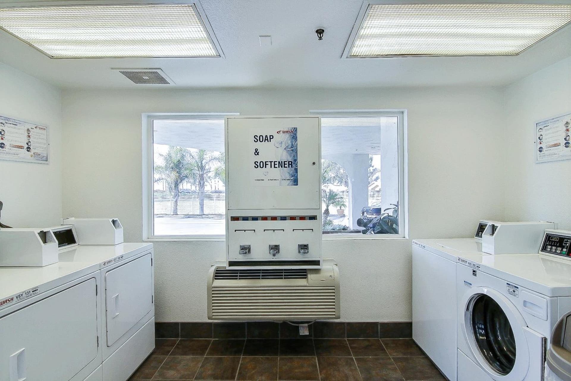 Motel 6-Ventura, CA - South gallery photo in Ventura, CA — image 37