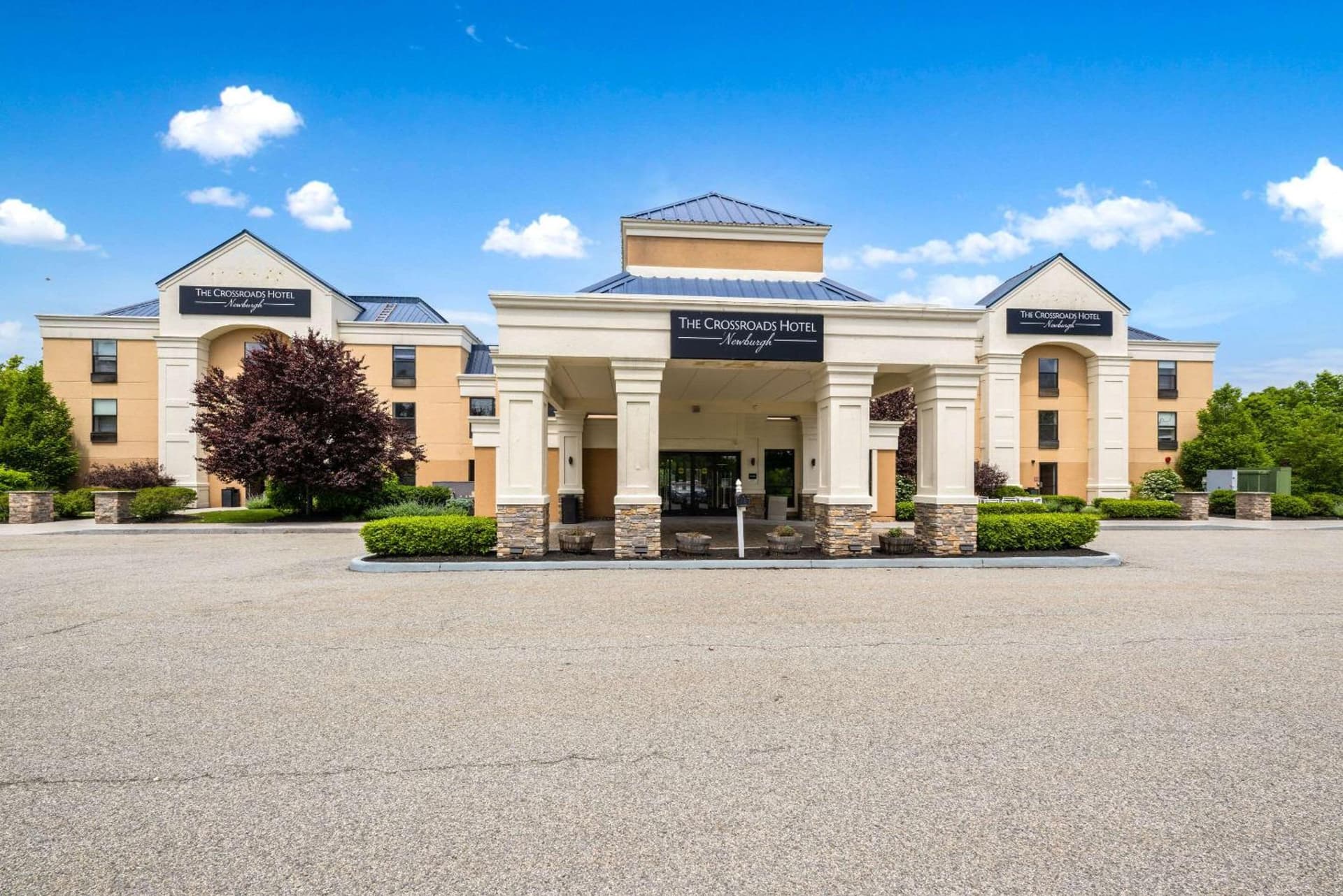 The Crossroads Hotel - Newburgh gallery photo in Newburgh, NY — image 7