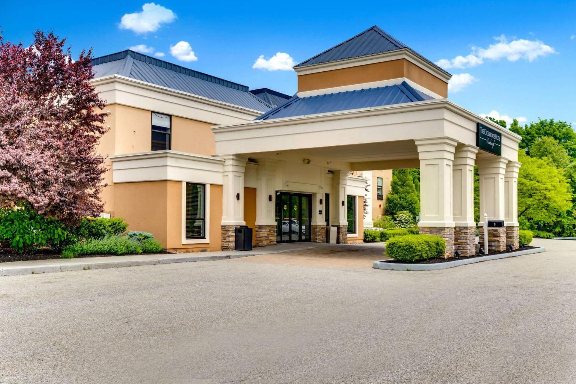 The Crossroads Hotel - Newburgh gallery photo in Newburgh, NY — image 19