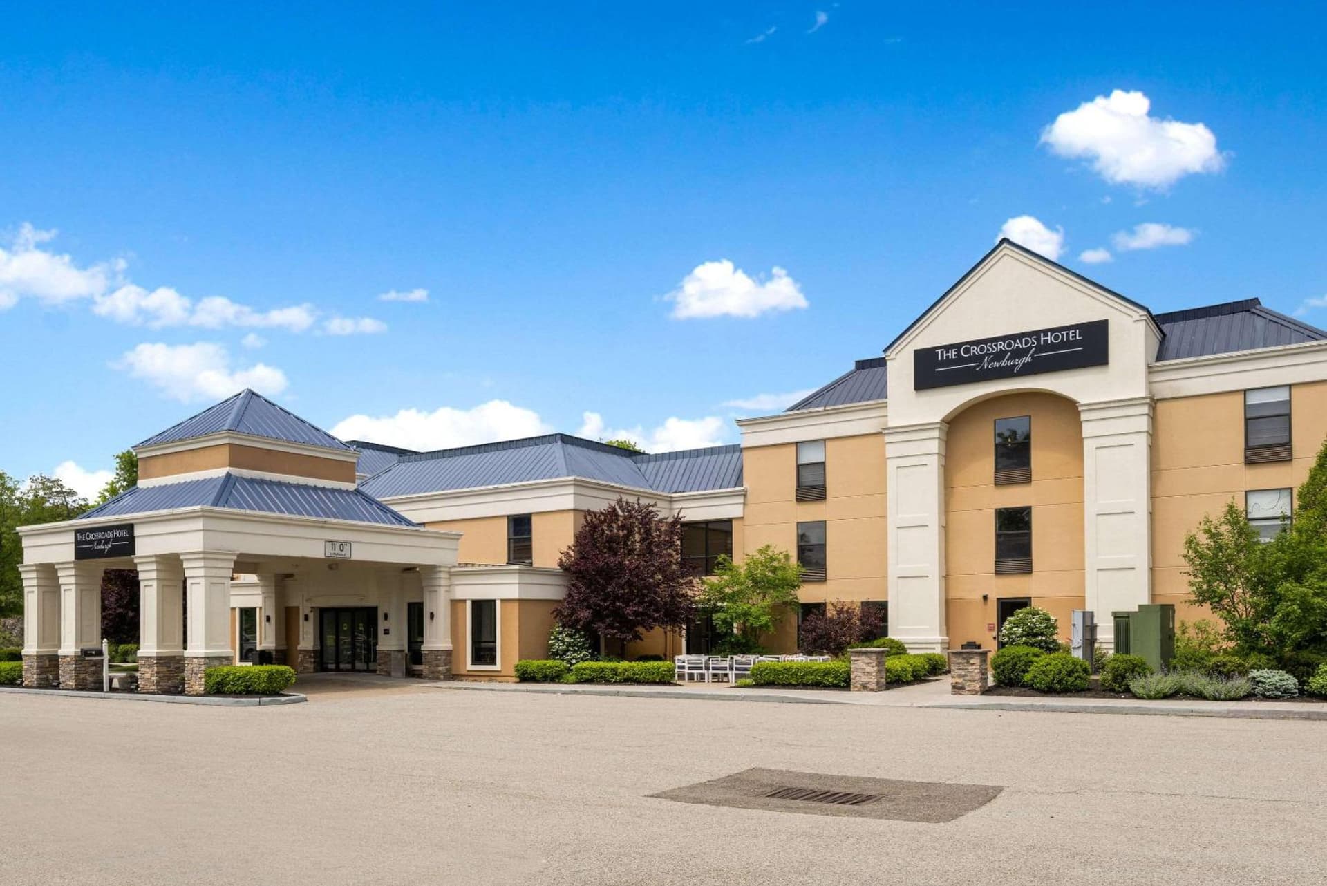 The Crossroads Hotel - Newburgh gallery photo in Newburgh, NY — image 18