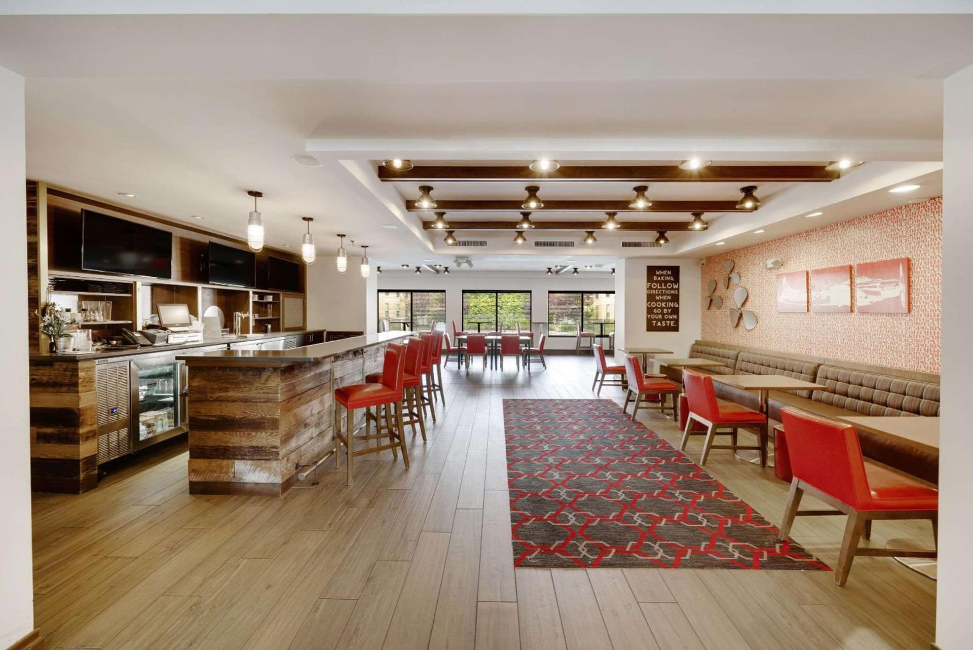 The Crossroads Hotel - Newburgh gallery photo in Newburgh, NY — image 27