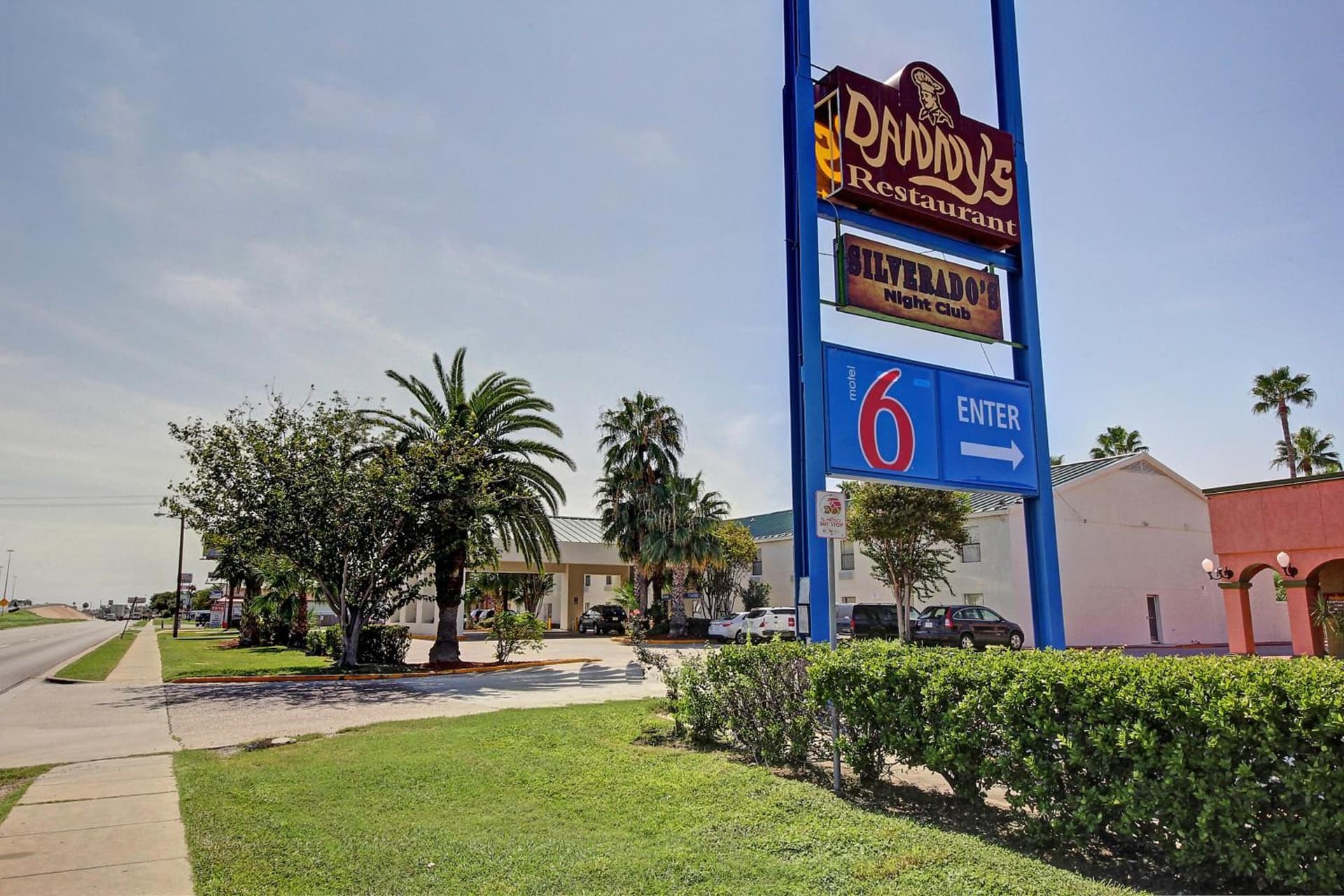 Motel 6-Laredo, TX - North I-35 gallery photo in Laredo, TX — image 30