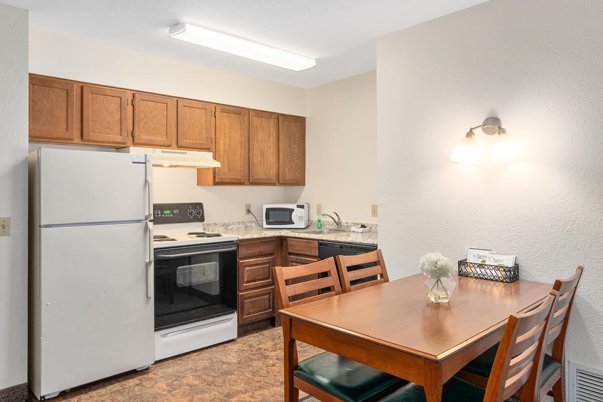 Residences at Daniel Webster gallery photo in Merrimack, NH — image 38