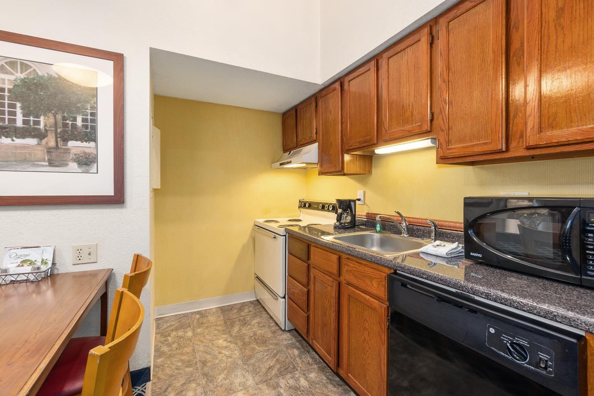 Residences at Daniel Webster gallery photo in Merrimack, NH — image 15