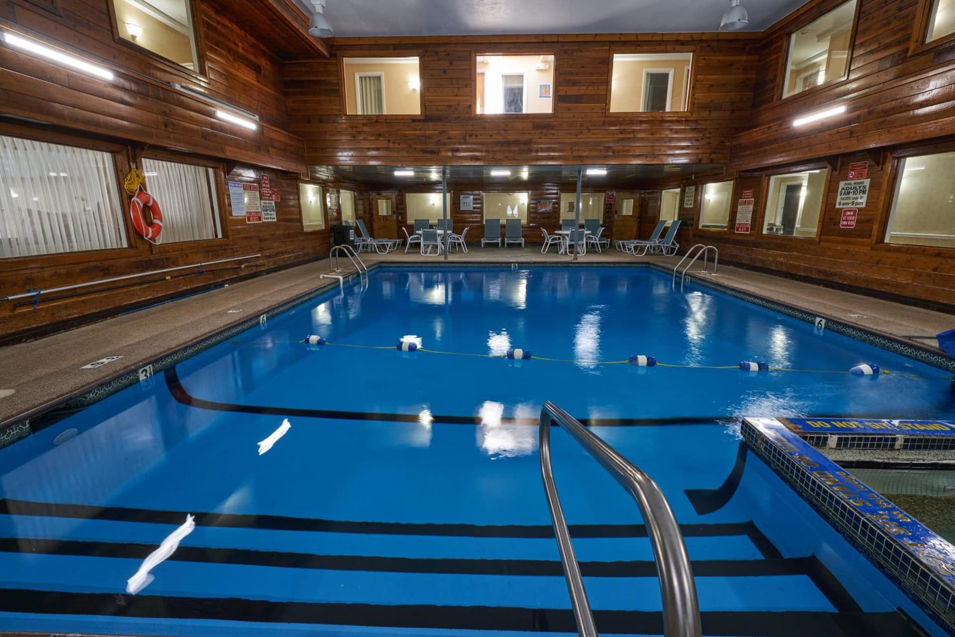 Ambassador Inn and Suites interior in South Yarmouth, MA — gallery photo 2