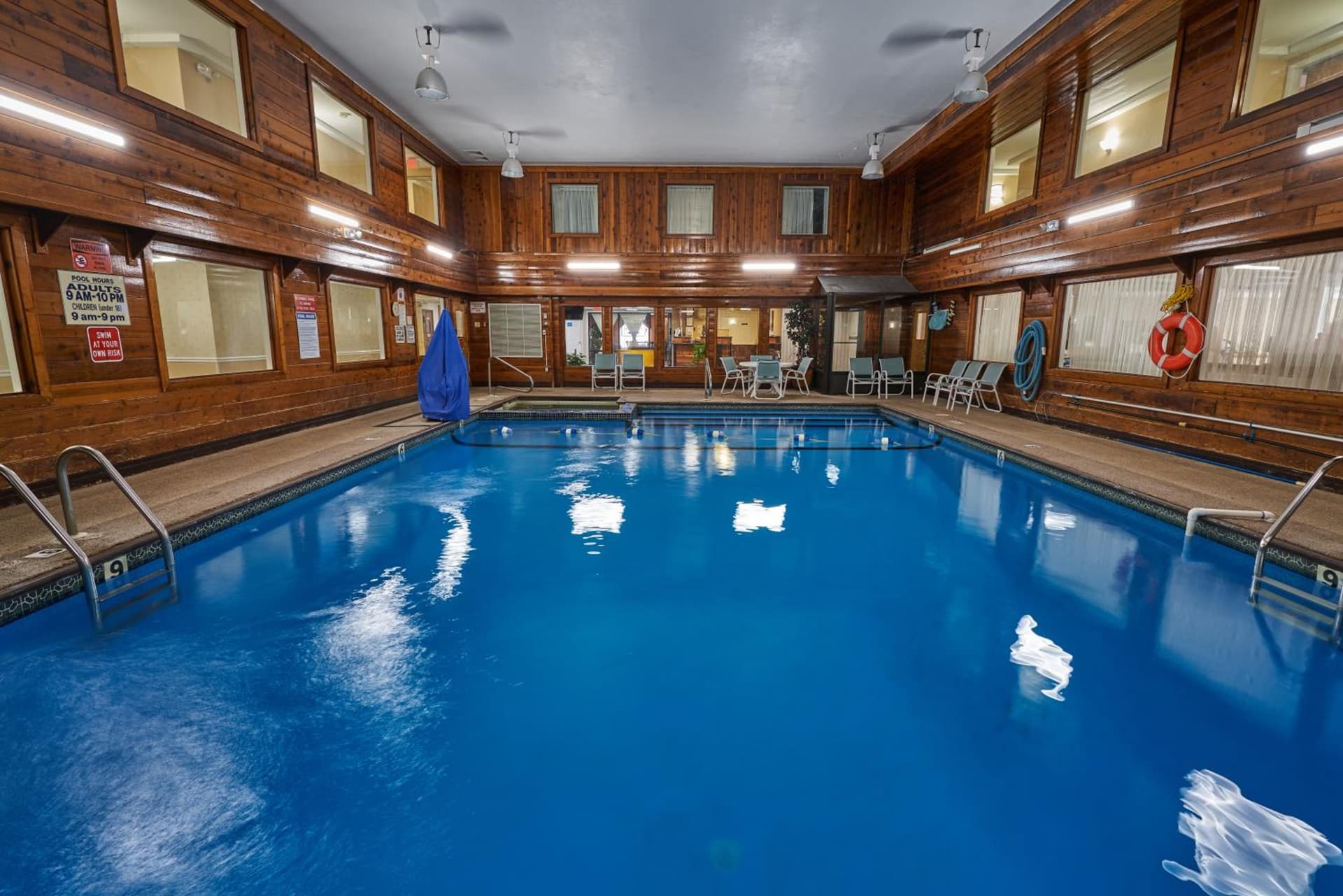 Ambassador Inn and Suites gallery photo in South Yarmouth, MA — image 51