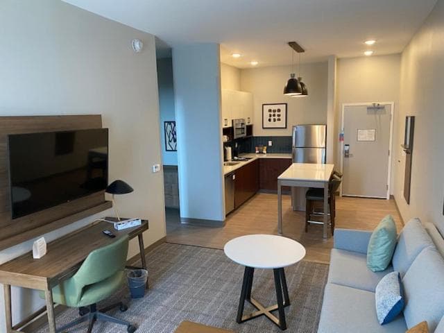 Staybridge Suites - Lexington S Medical Ctr Area by IHG gallery photo in Lexington, KY — image 16