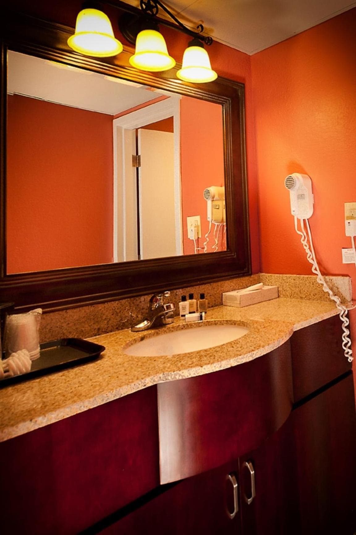 Grand Texan Hotel and Convention Center gallery photo in Midland, TX — image 4