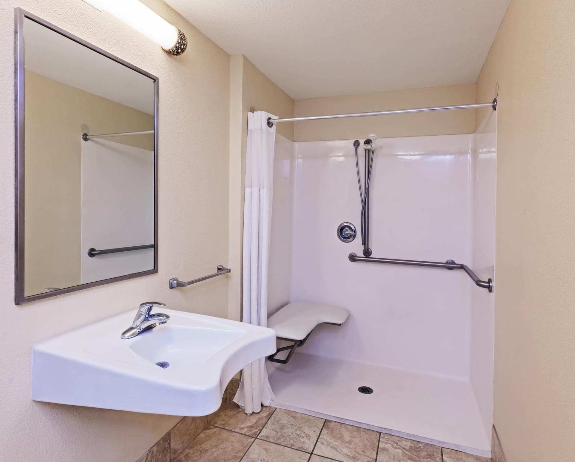 Staybridge Suites San Antonio Downtown Convention Center by IHG gallery photo in San Antonio, TX — image 43