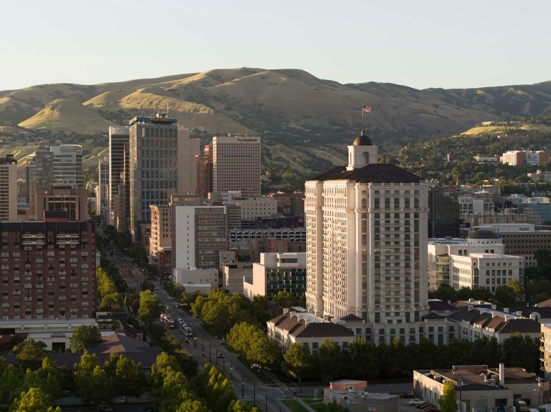 Grand America Hotel interior in Salt Lake City, UT — gallery photo 2