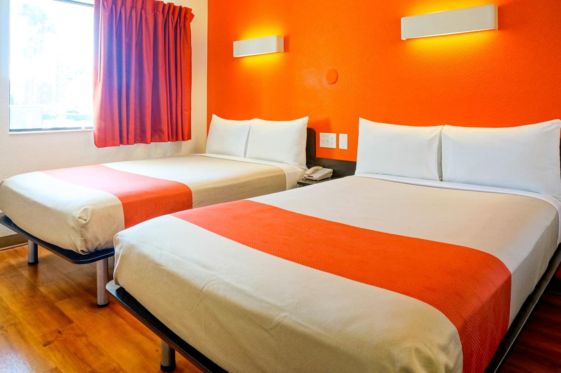 Motel 6-Carlsbad, CA Beach gallery photo in Carlsbad, CA — image 17