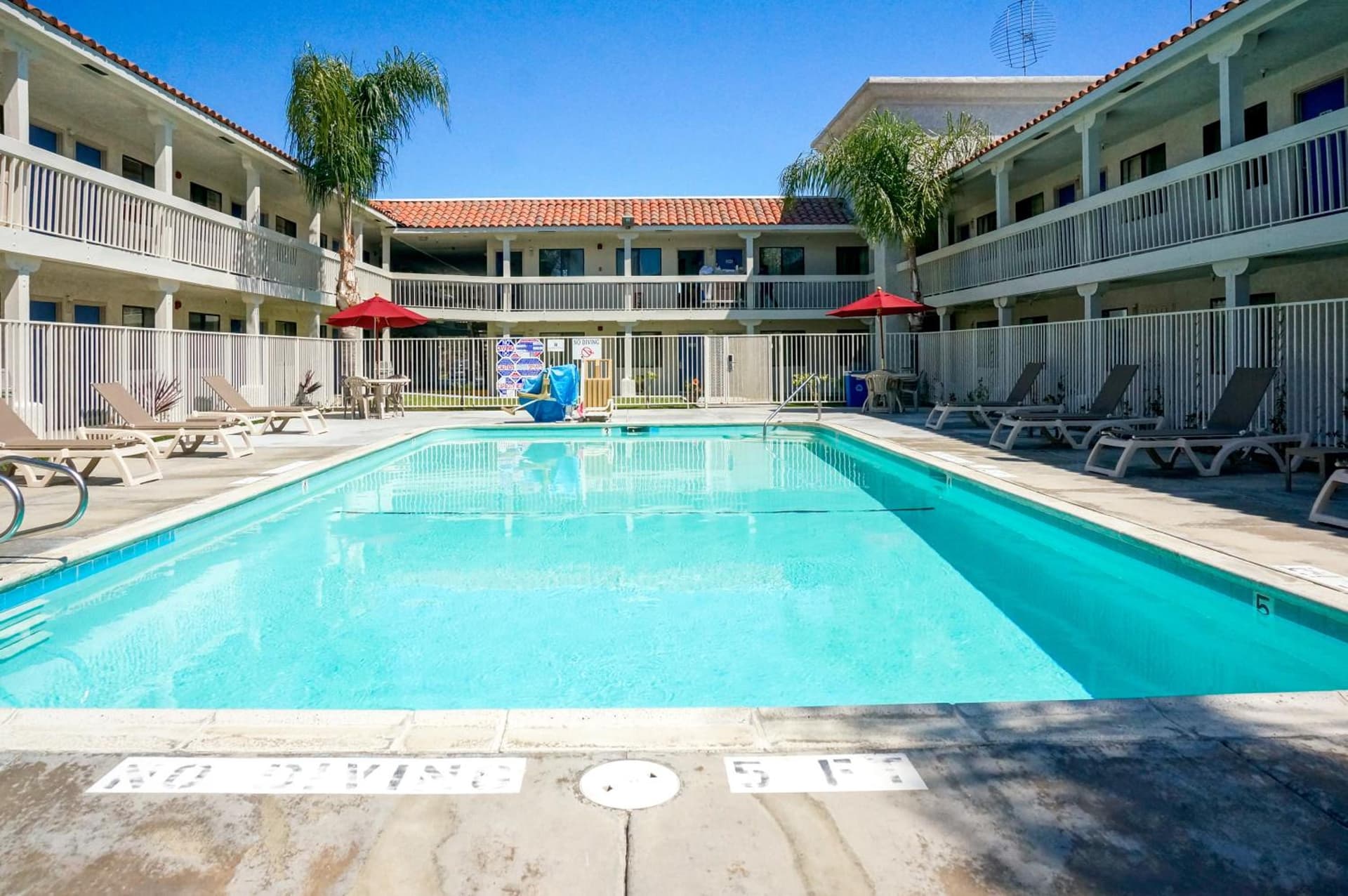 Motel 6-Carlsbad, CA Beach gallery photo in Carlsbad, CA — image 48