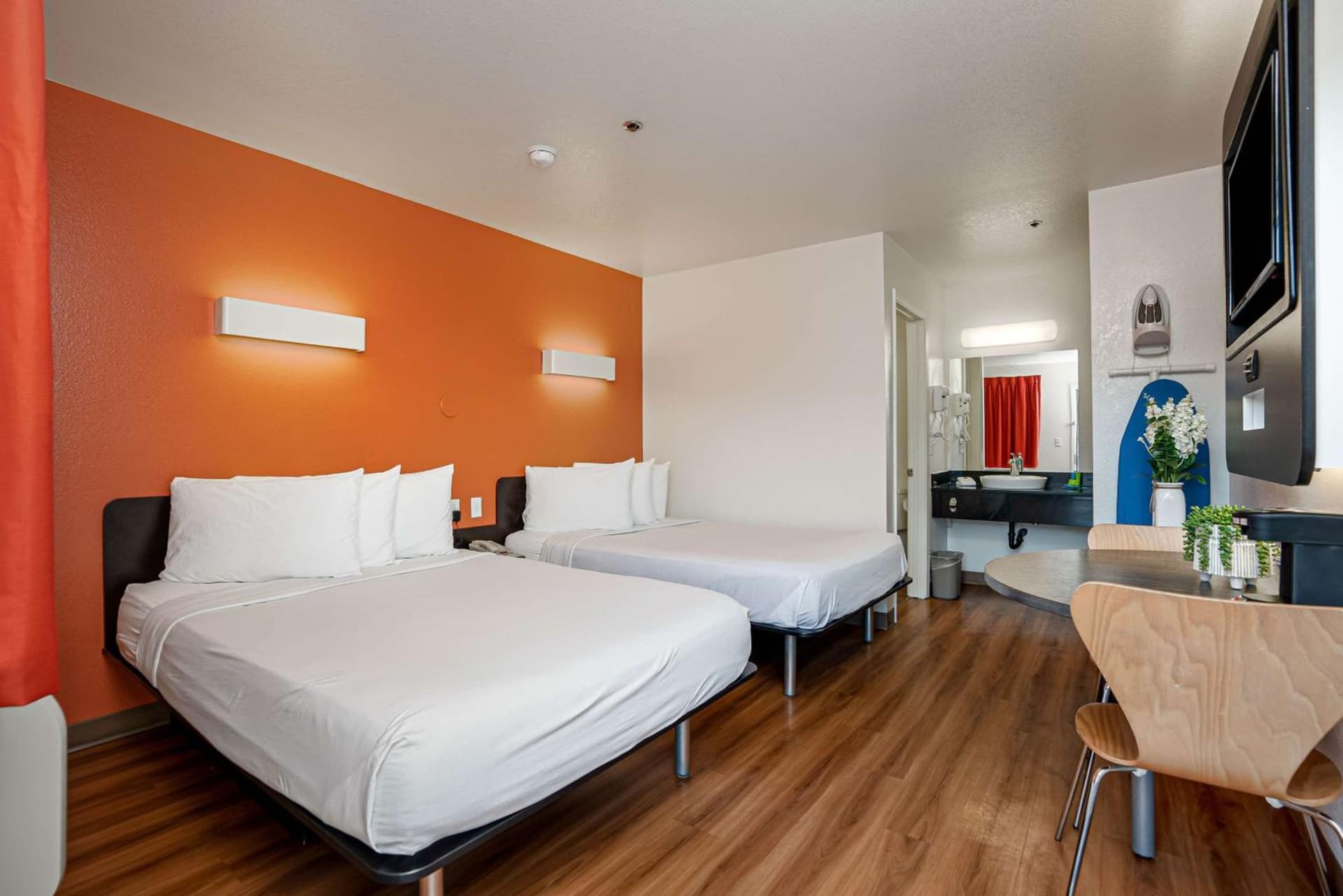 Motel 6-Temecula, CA - Historic Old Town gallery photo in Temecula, CA — image 25
