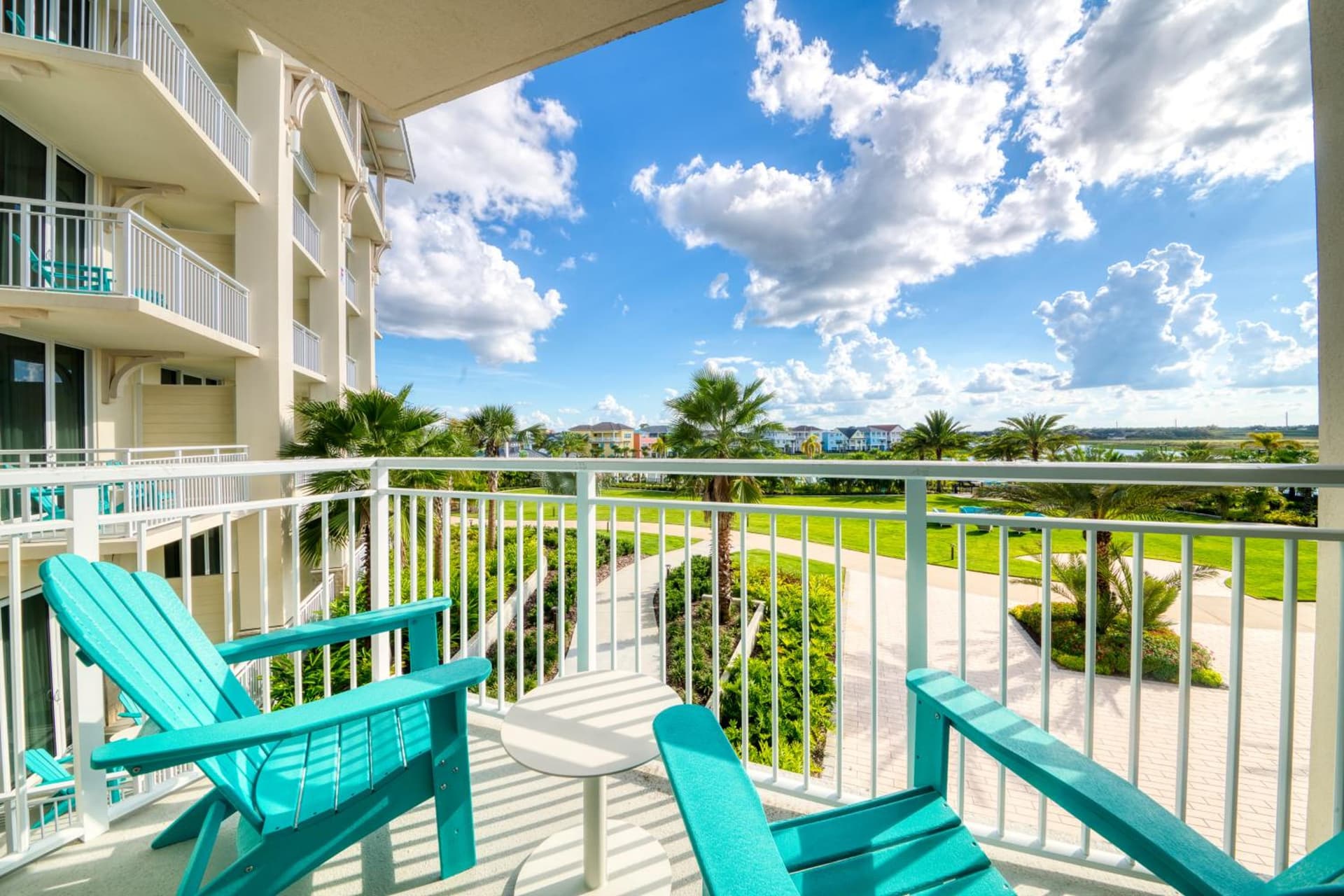 Margaritaville Resort Orlando with H2O Waterpark gallery photo in Orlando, FL — image 95