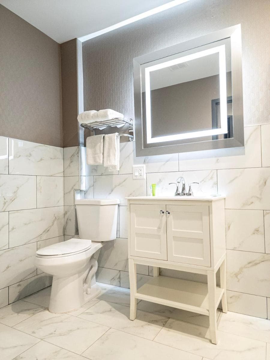 Wheeler Hotel gallery photo in Bronx, NY — image 10