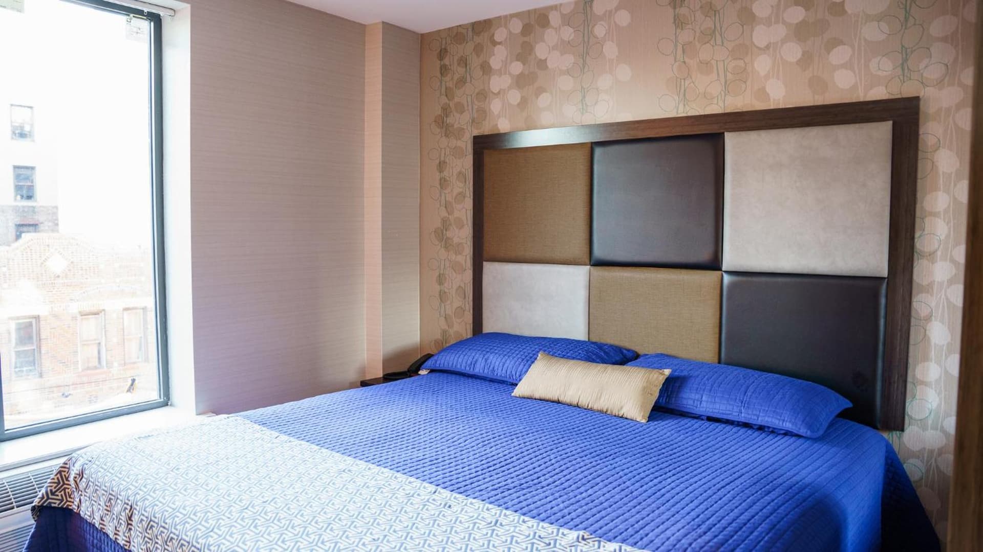 Wheeler Hotel gallery photo in Bronx, NY — image 9