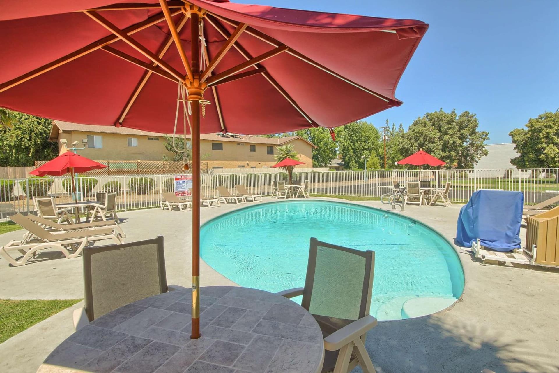 Motel 6-Fresno, CA - Blackstone North gallery photo in Fresno, CA — image 12