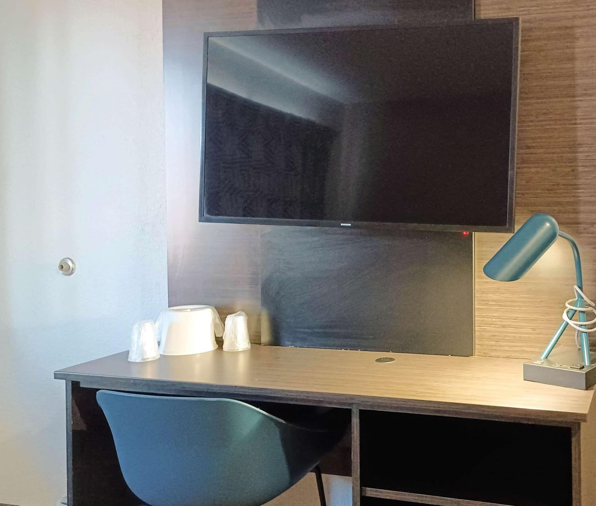 Motel 6-Fresno, CA - Blackstone North gallery photo in Fresno, CA — image 18