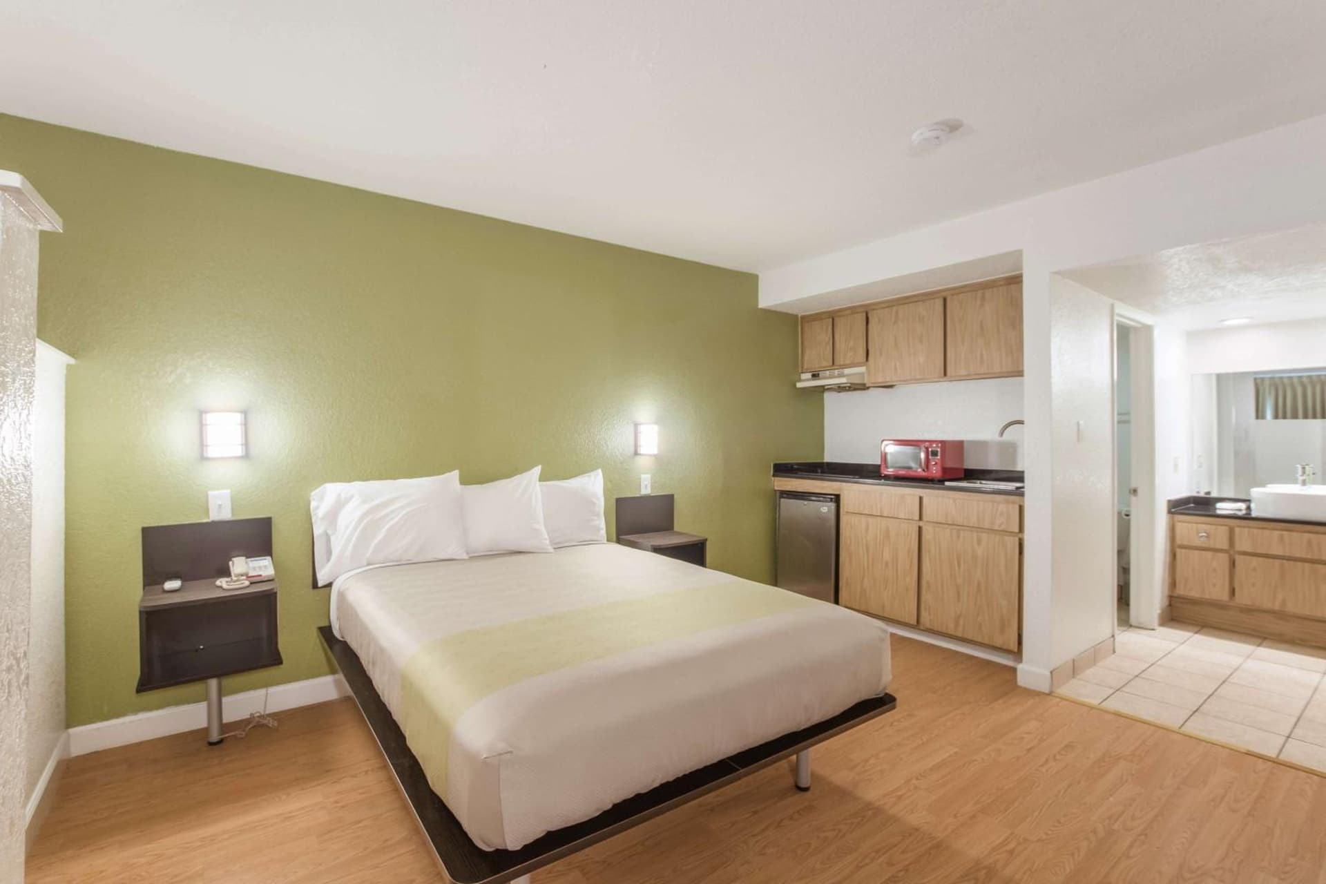Motel 6 Hemet gallery photo in Hemet, CA — image 40
