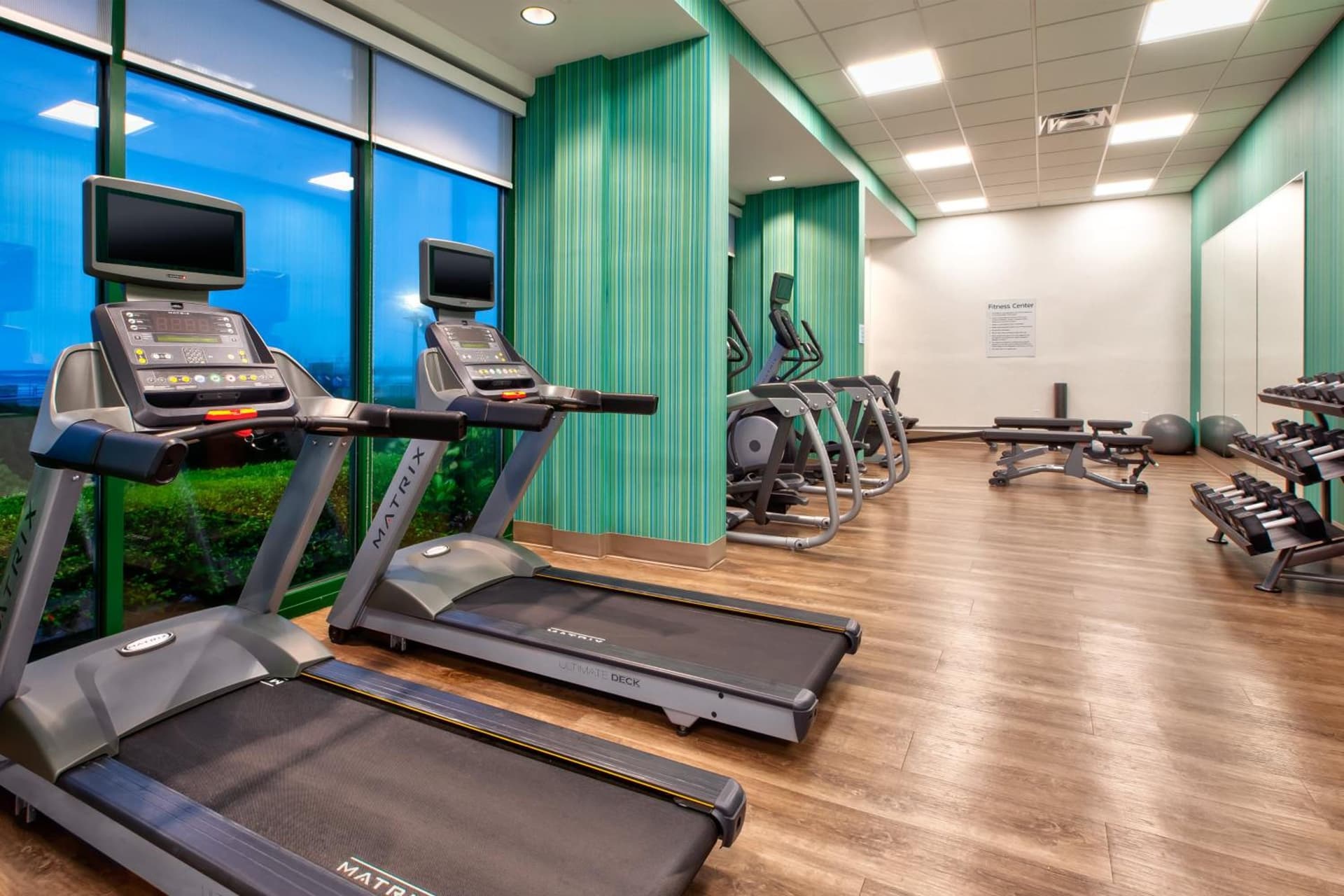 Holiday Inn Express & Suites VA Beach Oceanfront by IHG gallery photo in Virginia Beach, VA — image 32