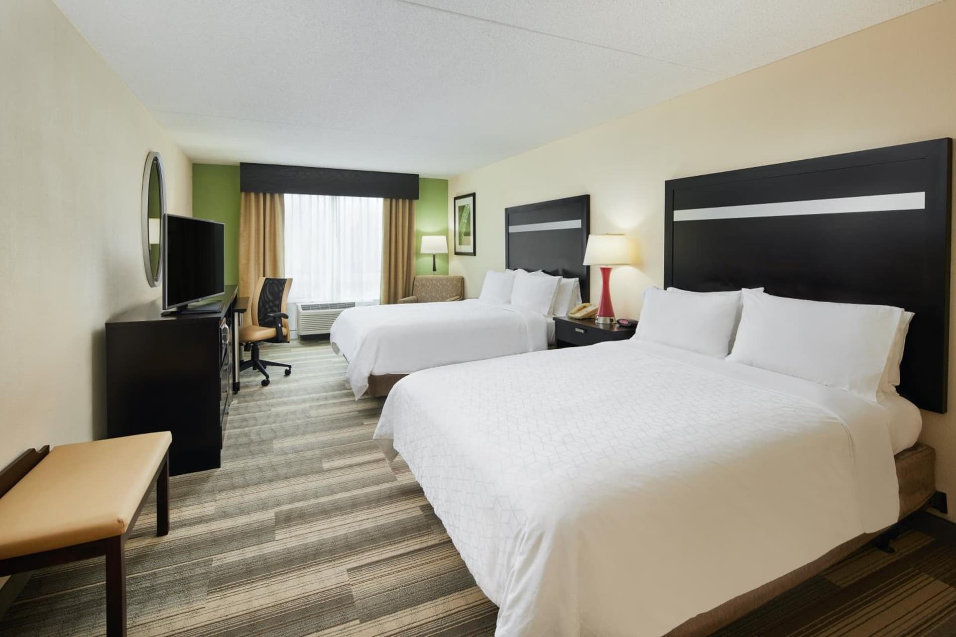 Holiday Inn Express & Suites I-26 & Us 29 At Westgate Mall by IHG gallery photo in Spartanburg, SC — image 34